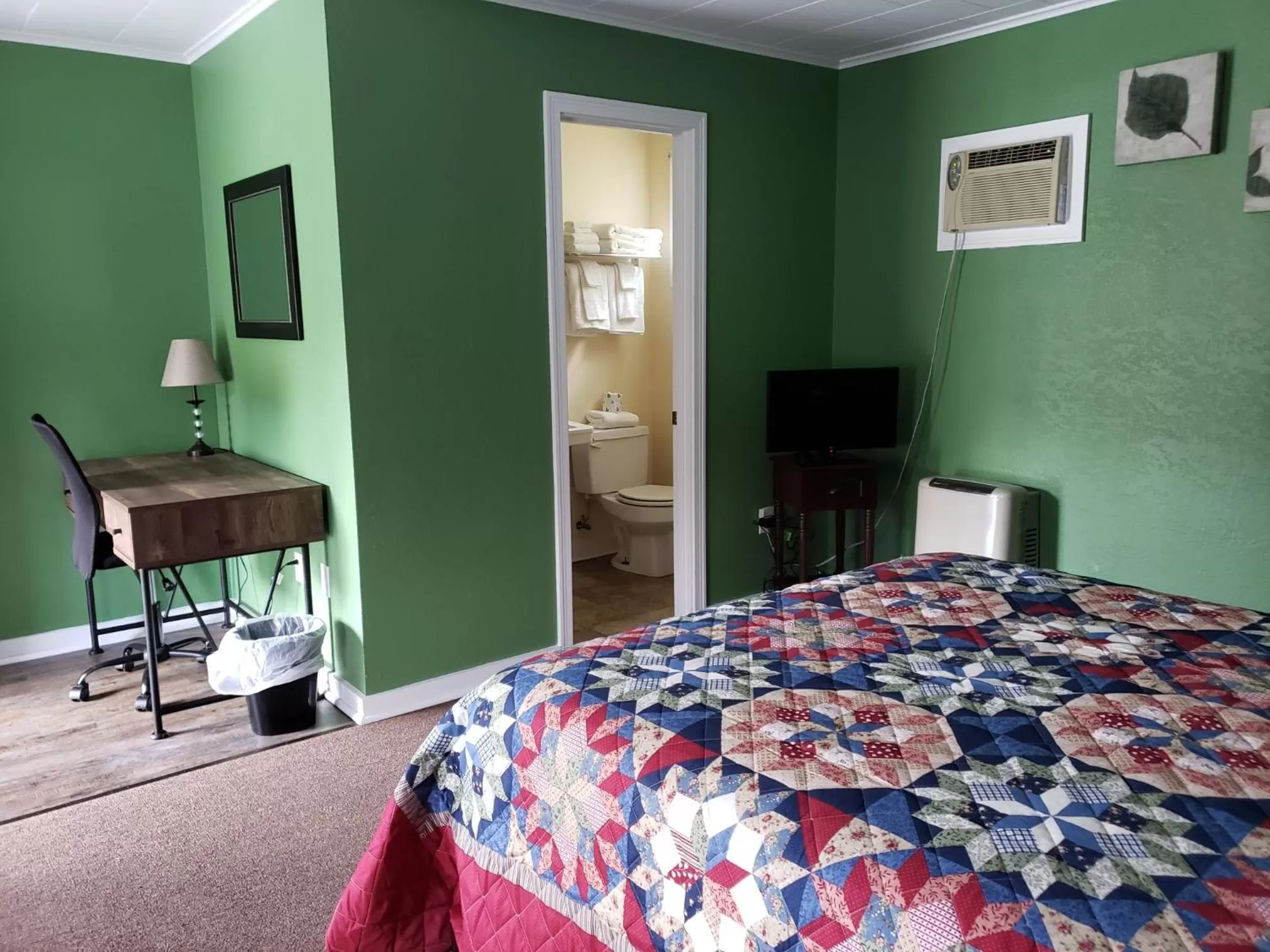 Bed in Blue Ridge Motel