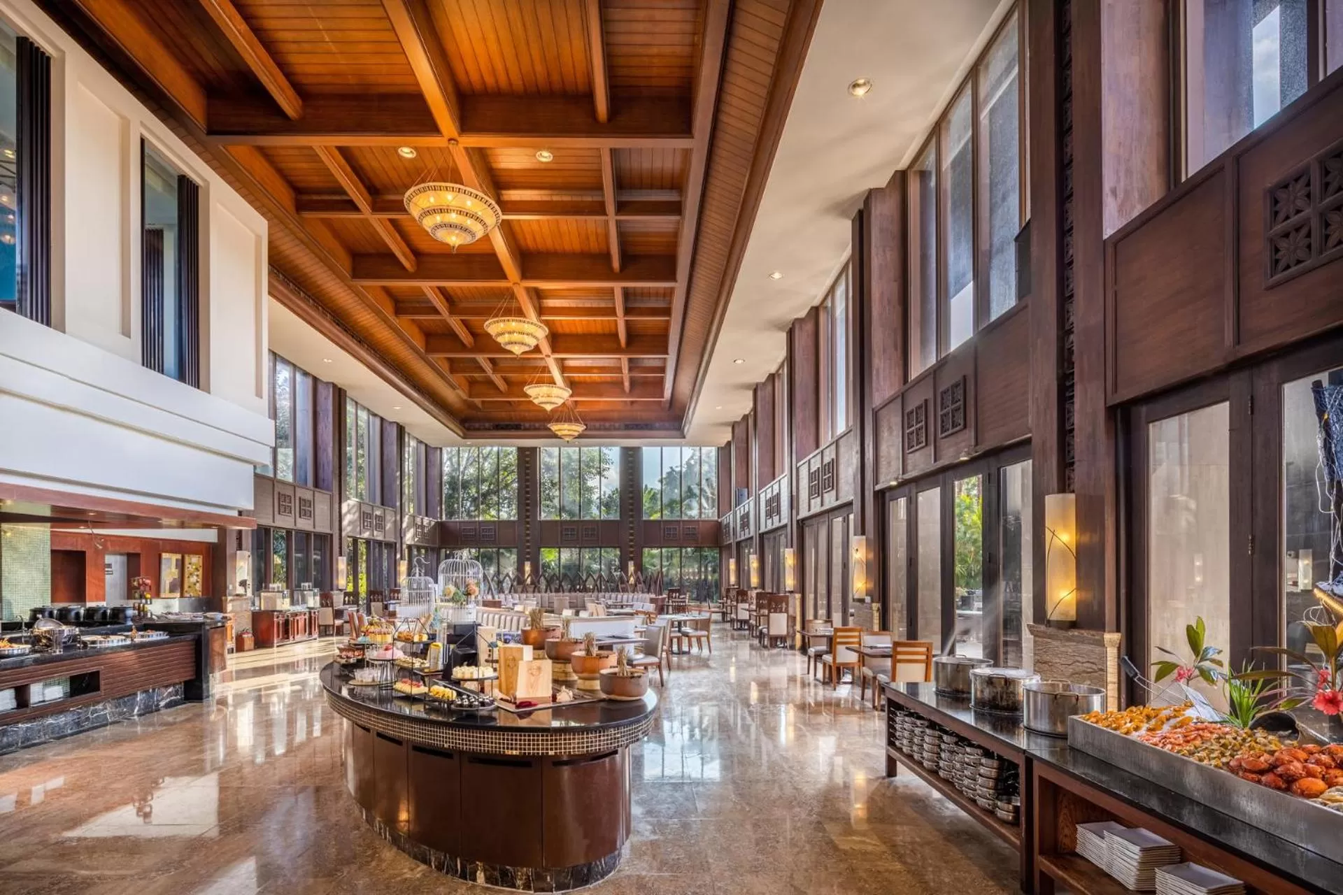 Restaurant/places to eat in Pullman Sanya Yalong Bay Villas & Resort