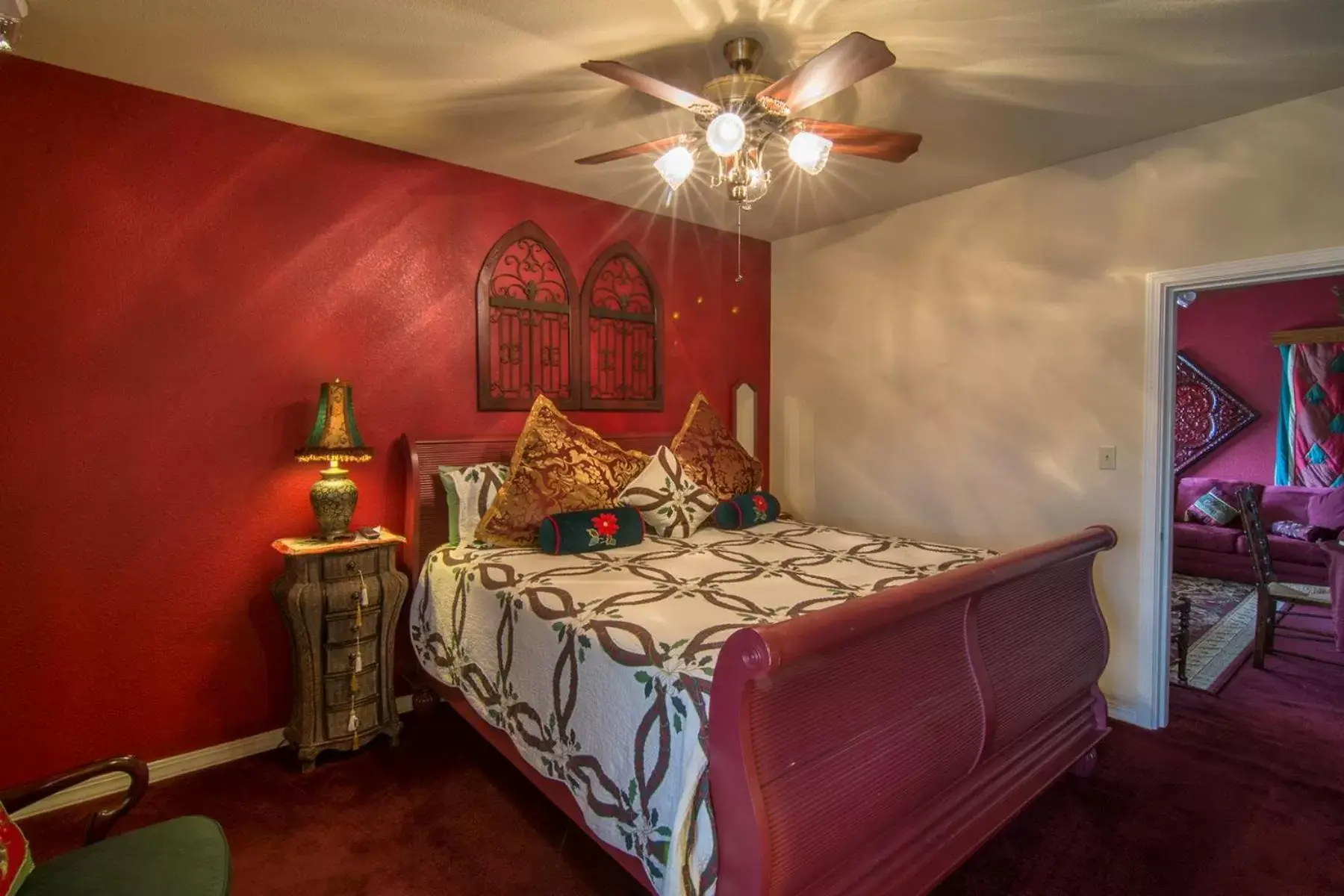 Christmas Suite at All Seasons Inn in All Seasons Inn Christmas Suite at All Seasons Inn in All Seasons Inn