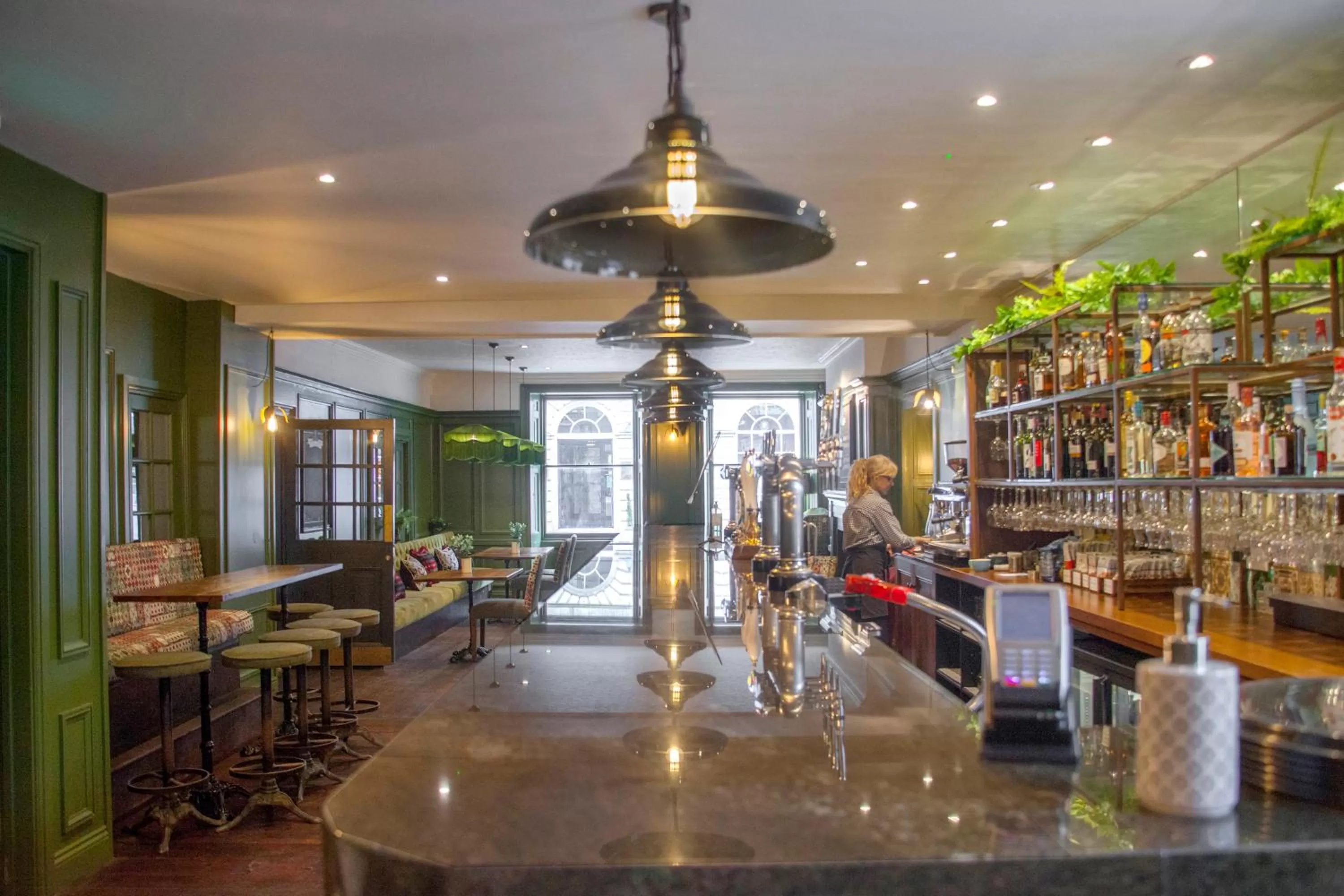 Lounge or bar, Lounge/Bar in The King's Arms