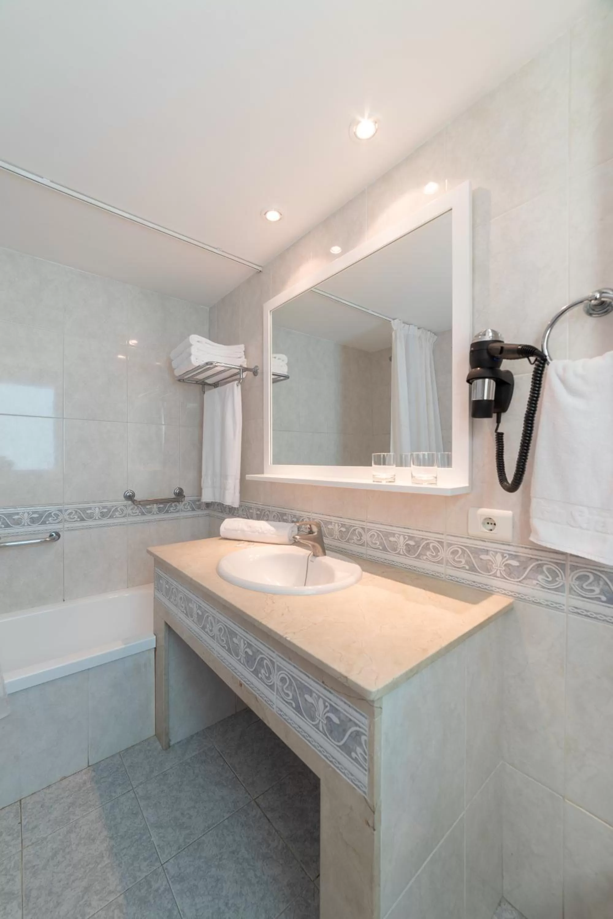 Apartment (2 Adults) in Club Vista Serena