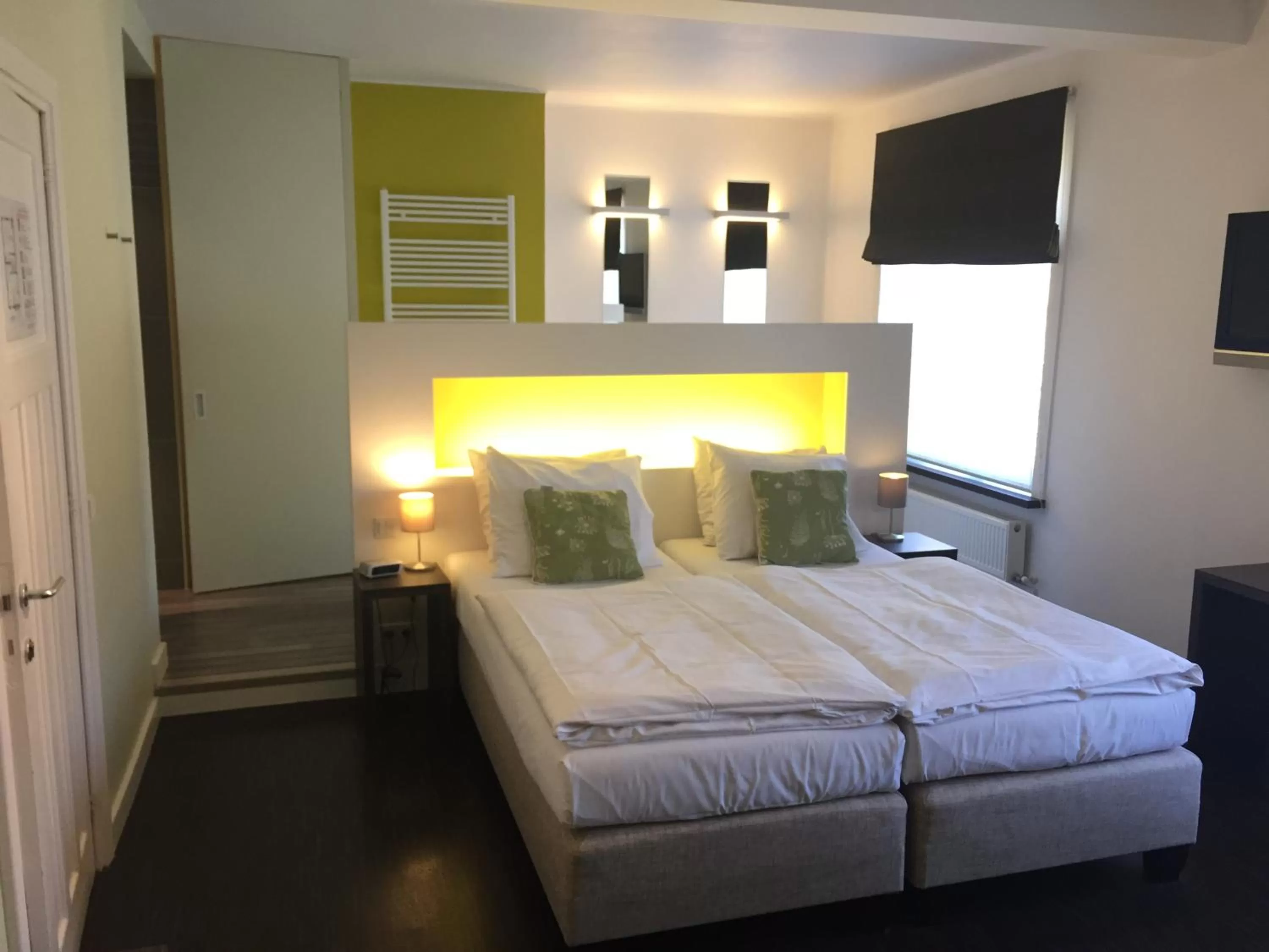 Photo of the whole room, Bed in B&B Sabbajon