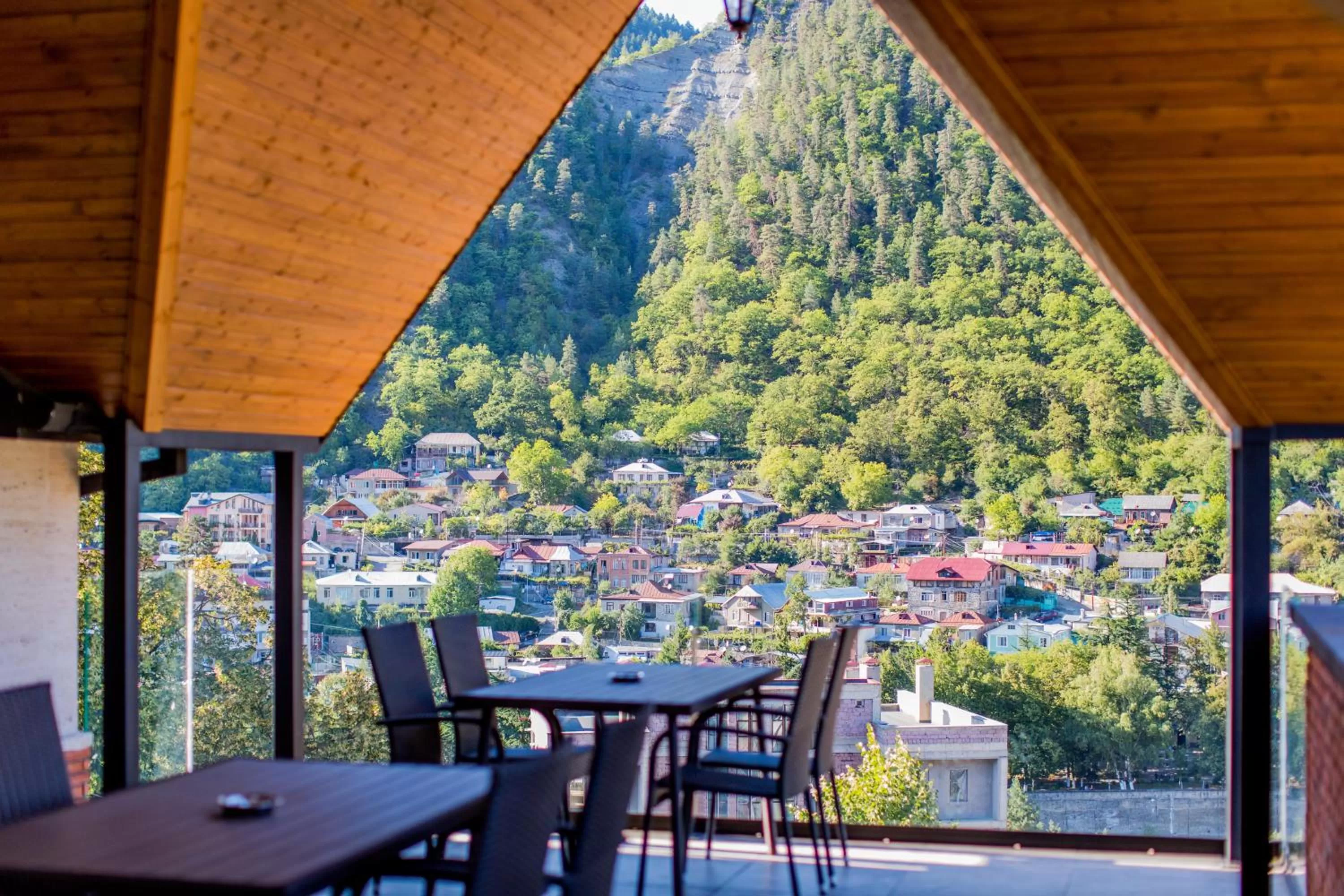 Restaurant/Places to Eat in Milano Palace Borjomi