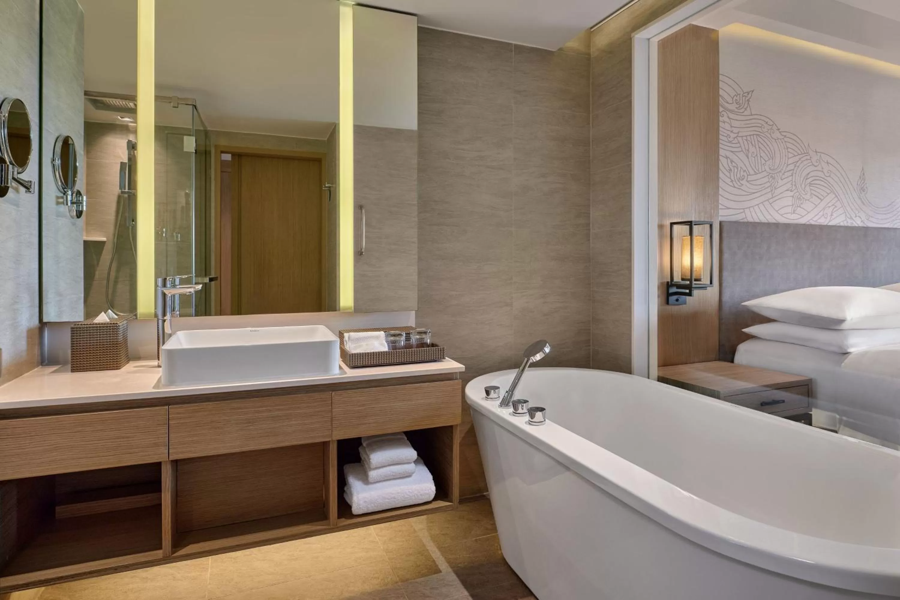 Bathroom, Bed in Phuket Marriott Resort & Spa, Merlin Beach