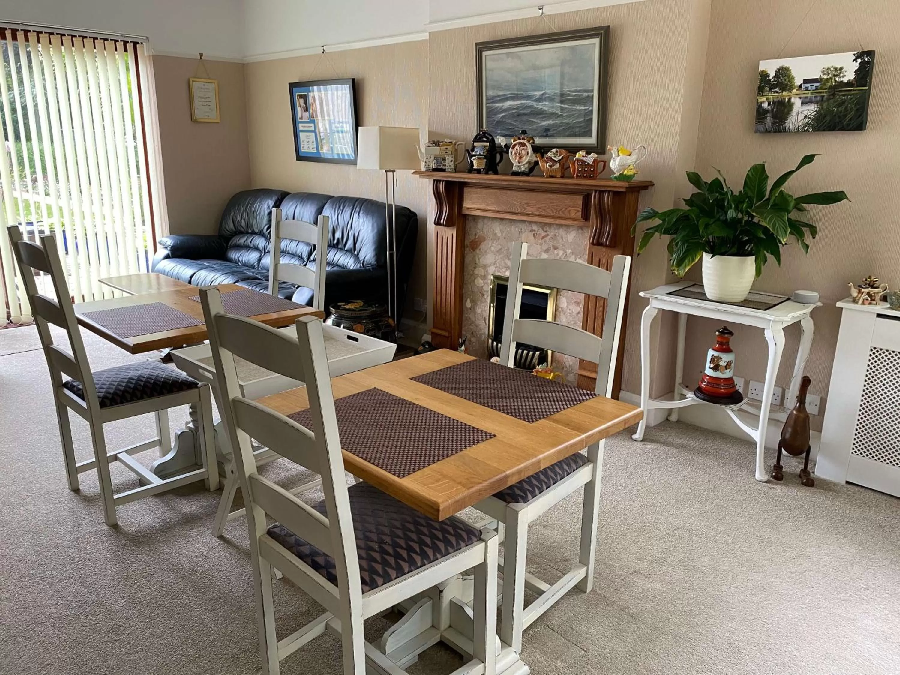 Living room in Orchard Side Bed and Breakfast