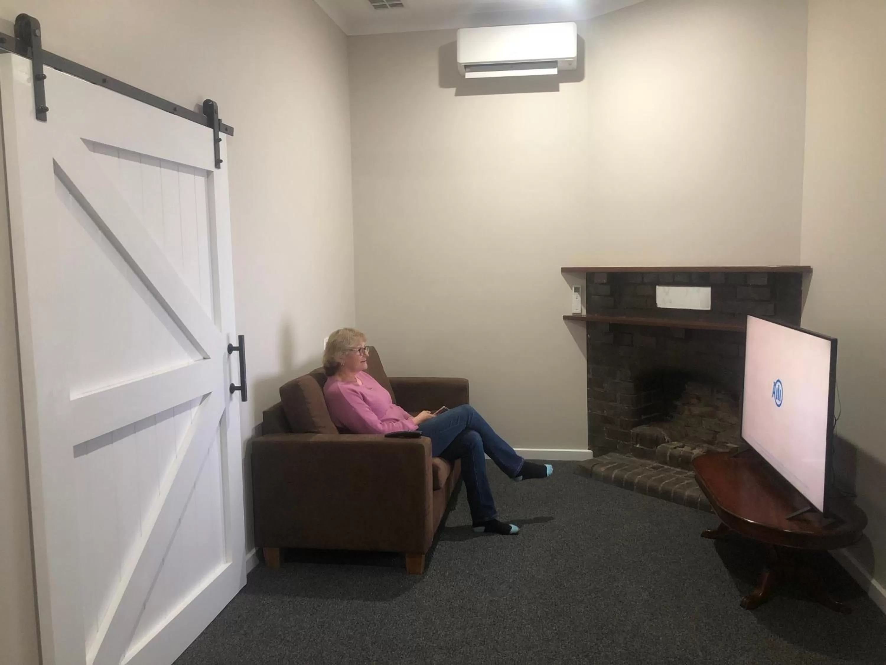 TV and multimedia, Seating Area in Harbour Mannum