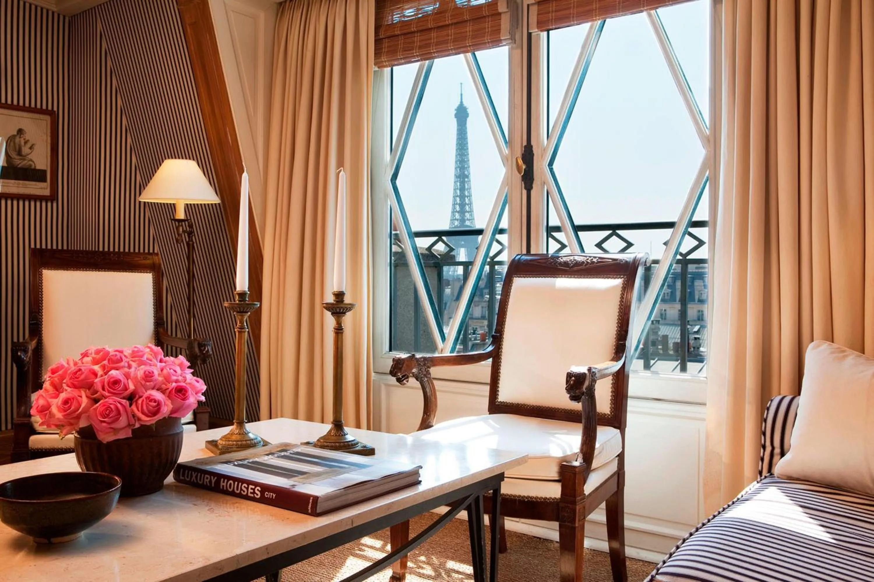 Photo of the whole room in Le Dokhan's Paris Arc de Triomphe, a Tribute Portfolio Hotel