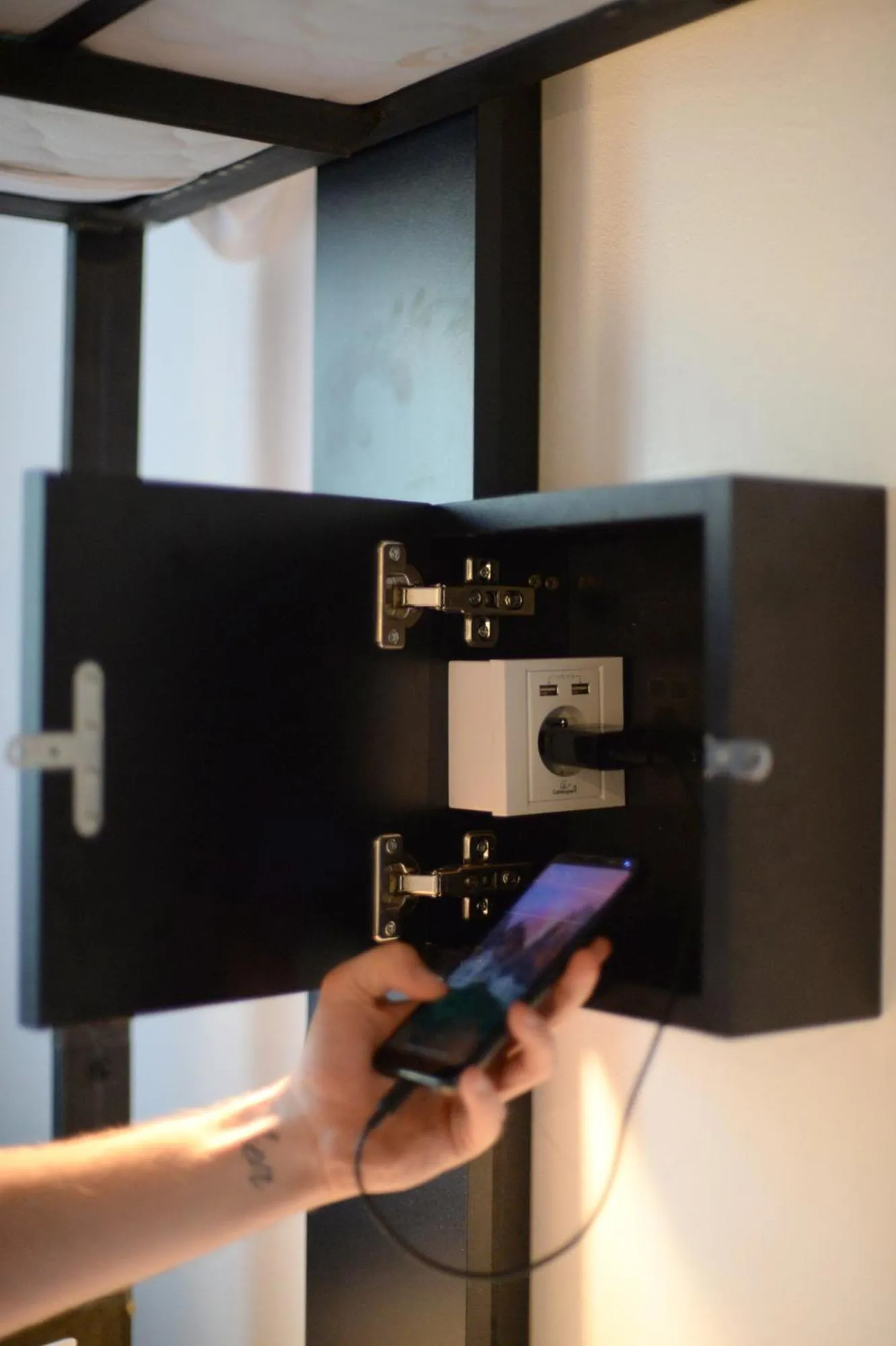 Decorative detail in Czech Inn