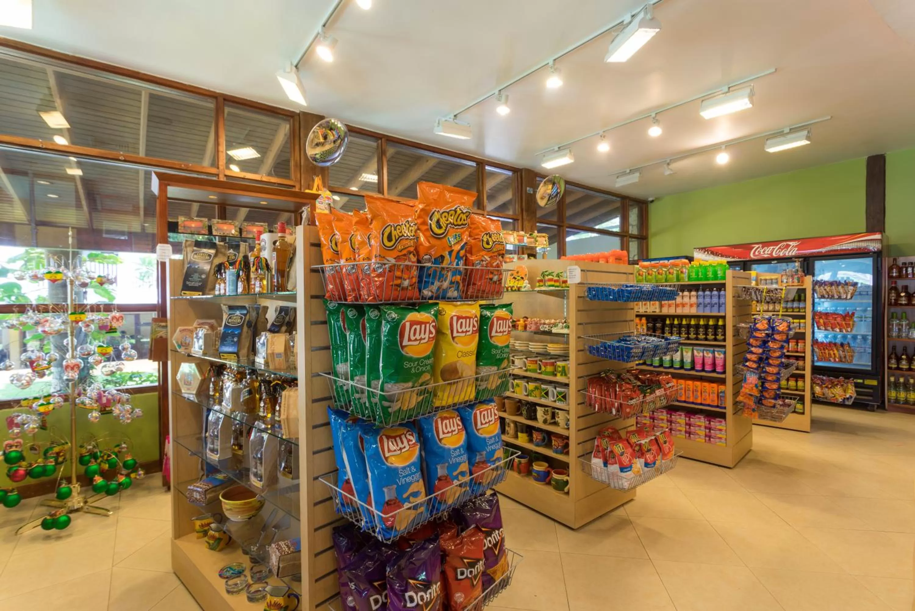 Other, Supermarket/Shops in Holiday Inn Resort Montego Bay All Inclusive, an IHG Hotel