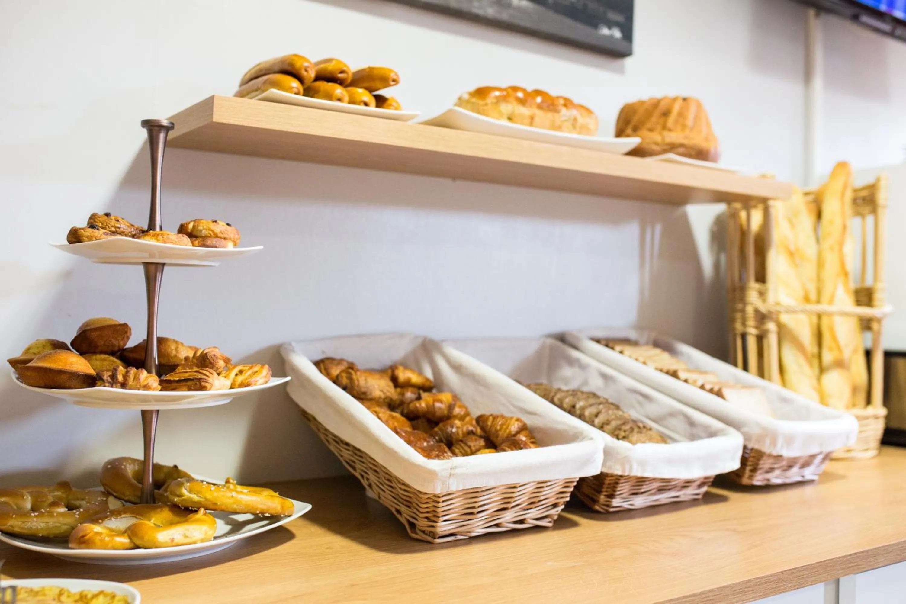 Food in Cerise Strasbourg Appart Hotel