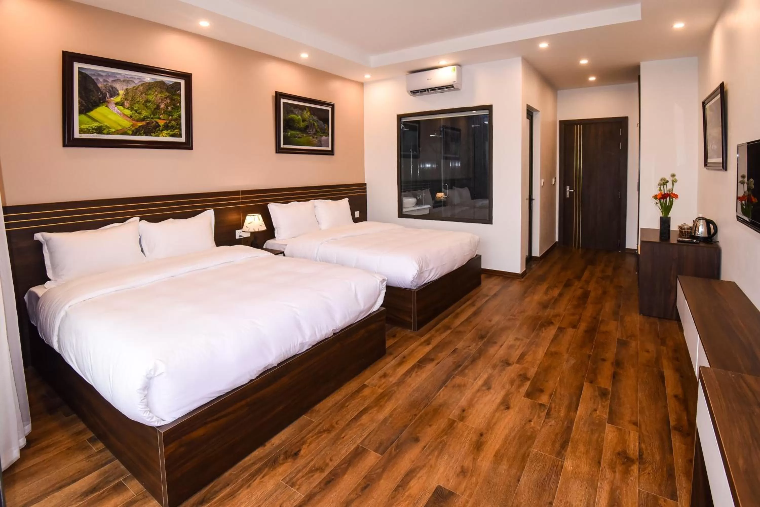 Photo of the whole room, Bed in Lotus Hotel Ninh Bình