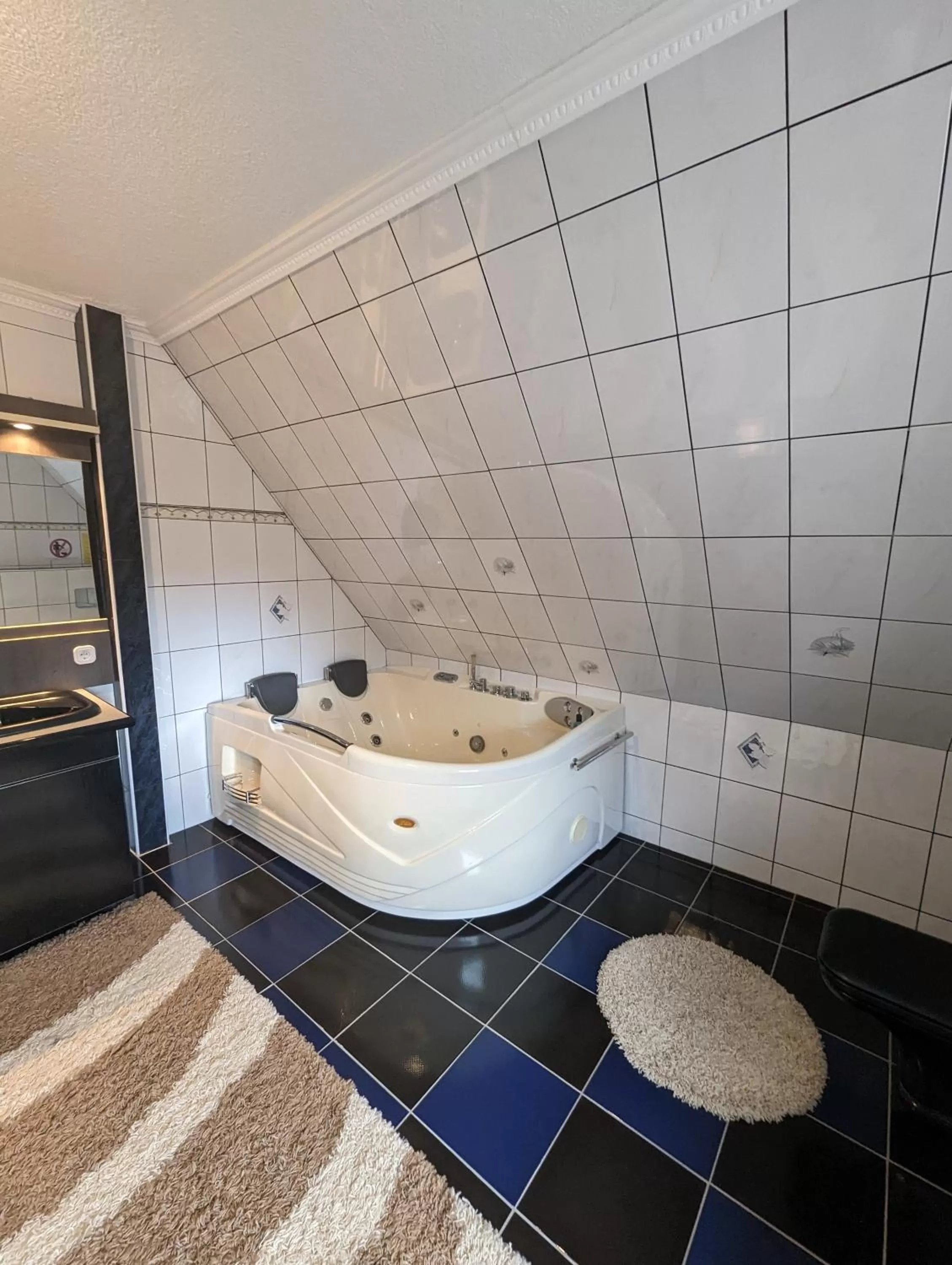 Bathroom in Hotel Eiserner Anton