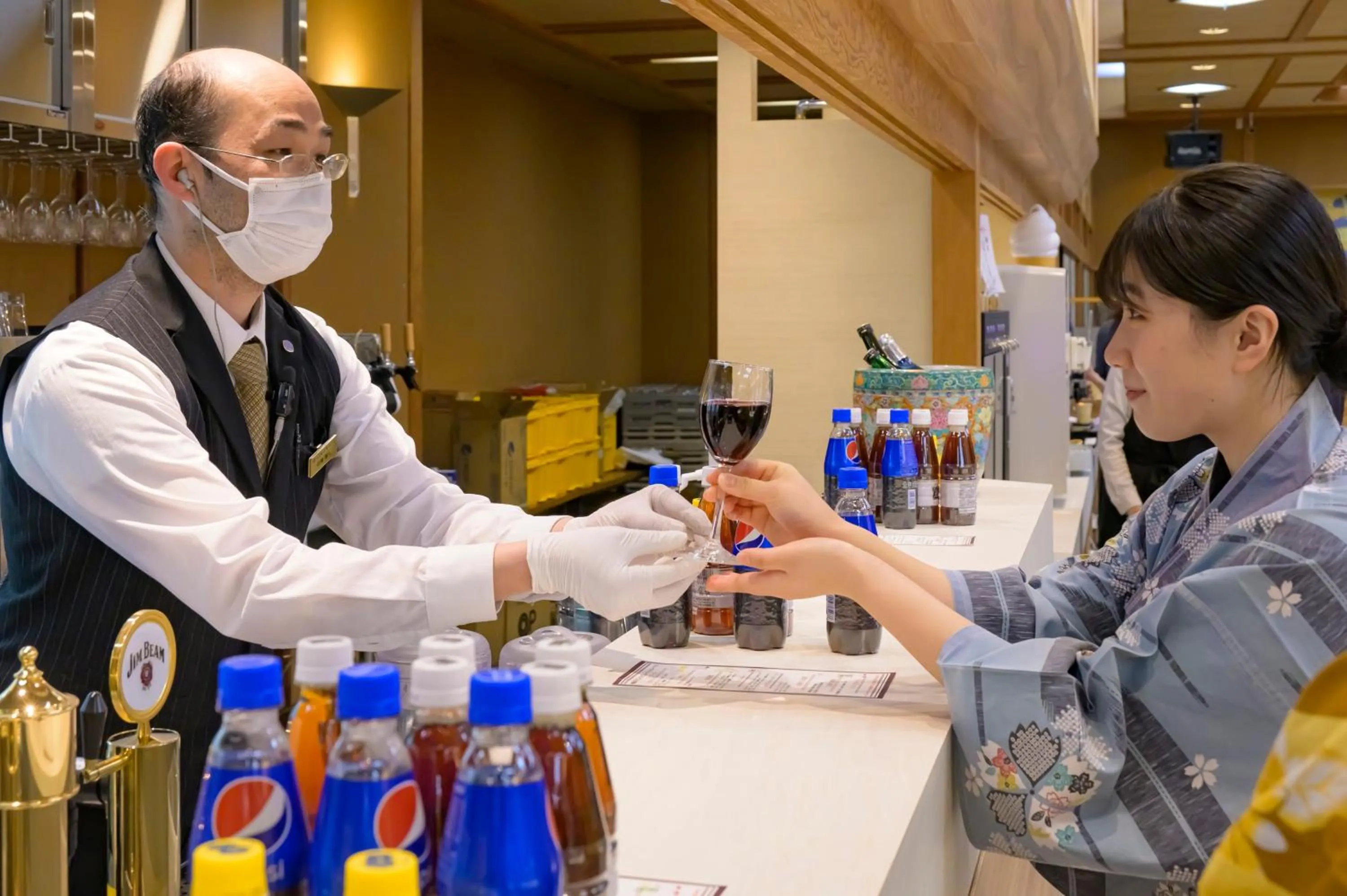 Staff in Senkeien Tsukioka Hotel