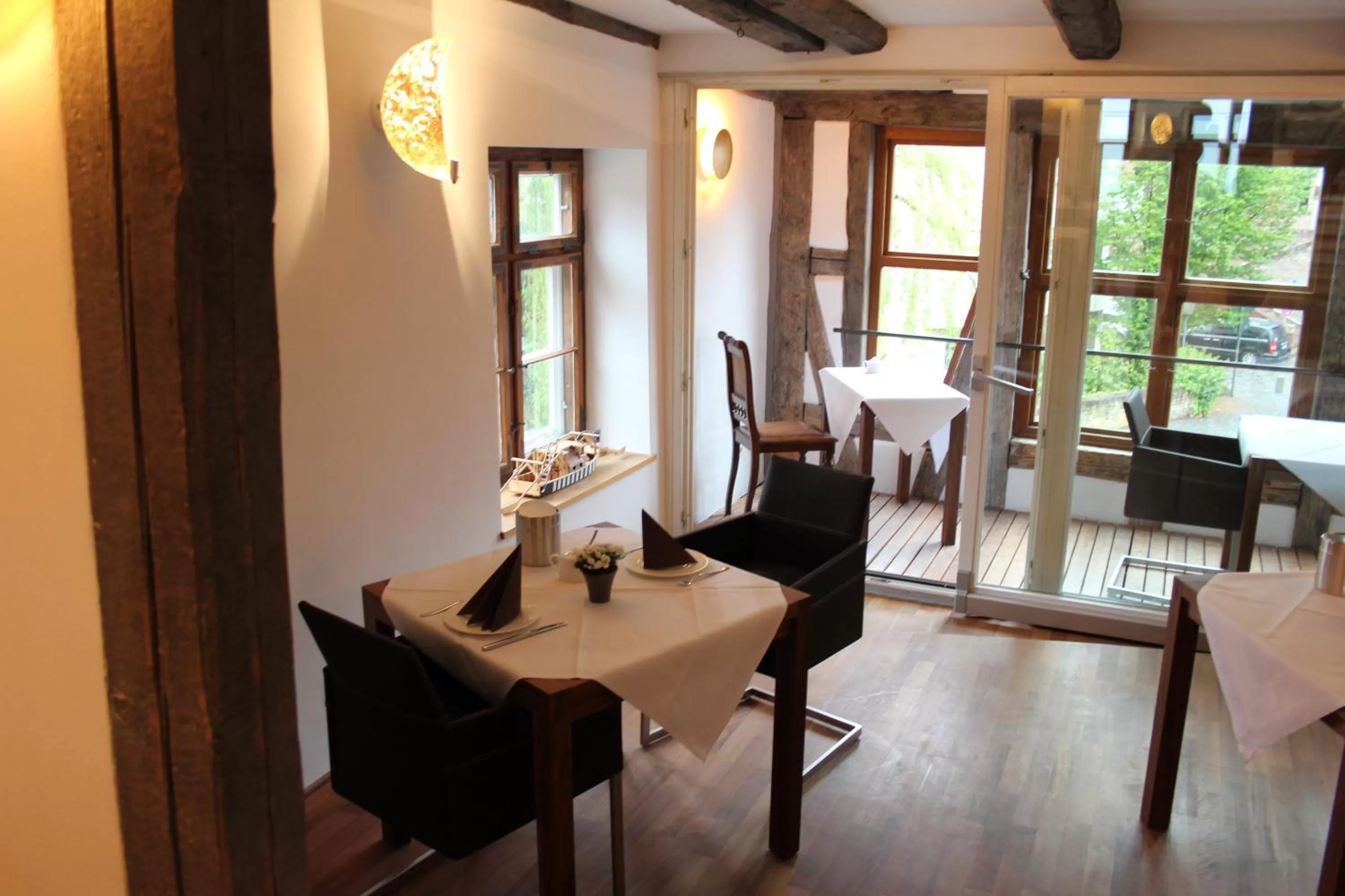 Restaurant/places to eat in Hotel Schmales Haus