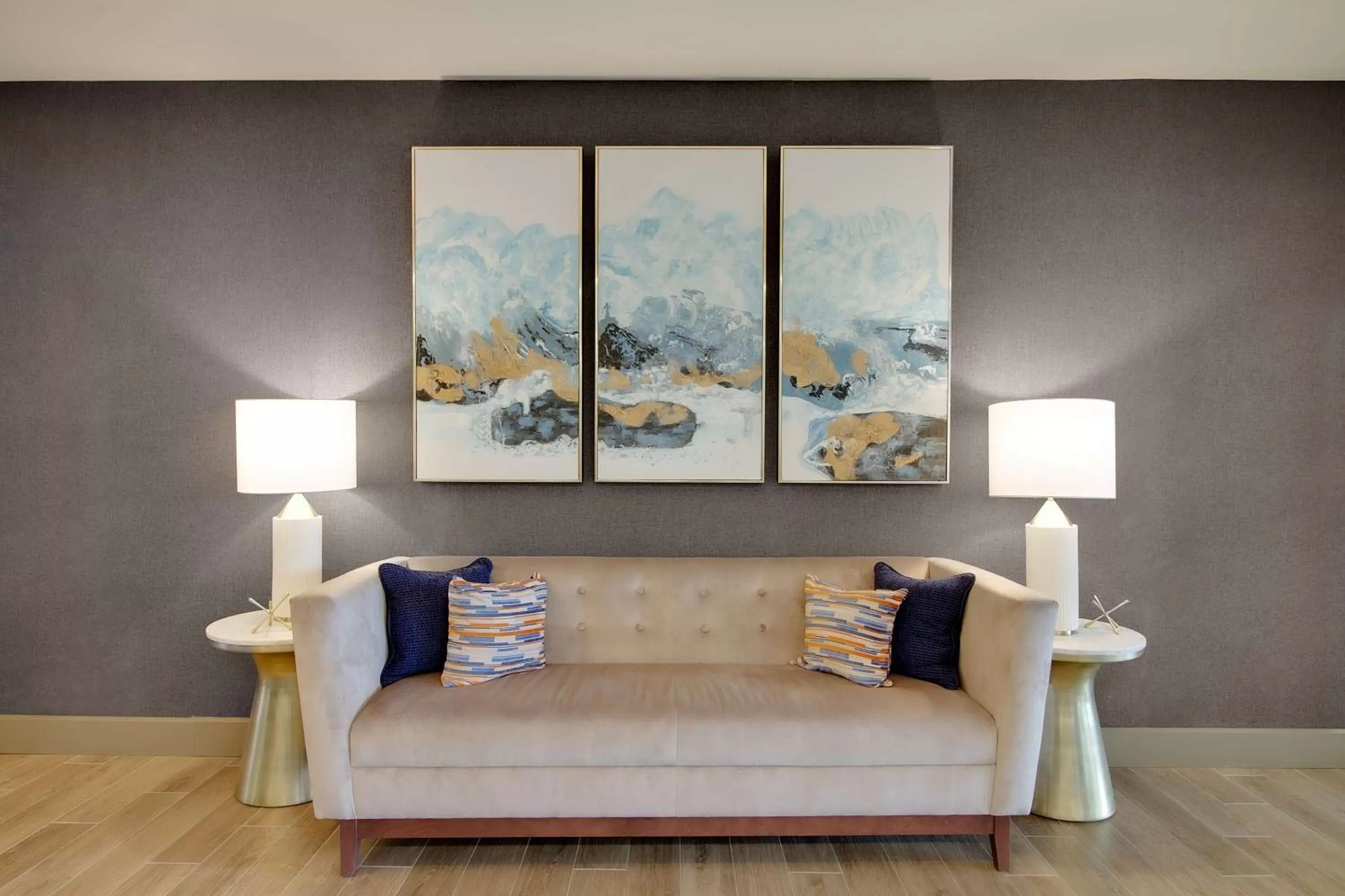 Lobby or reception in Hampton Inn Birmingham-Colonnade 280