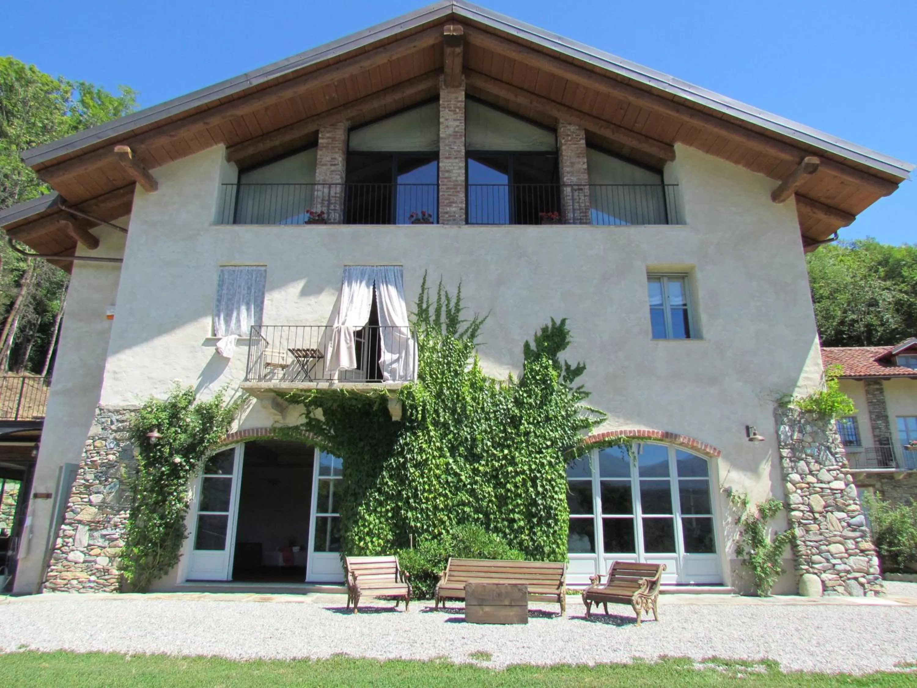 Property building in Le Maddalene B&B