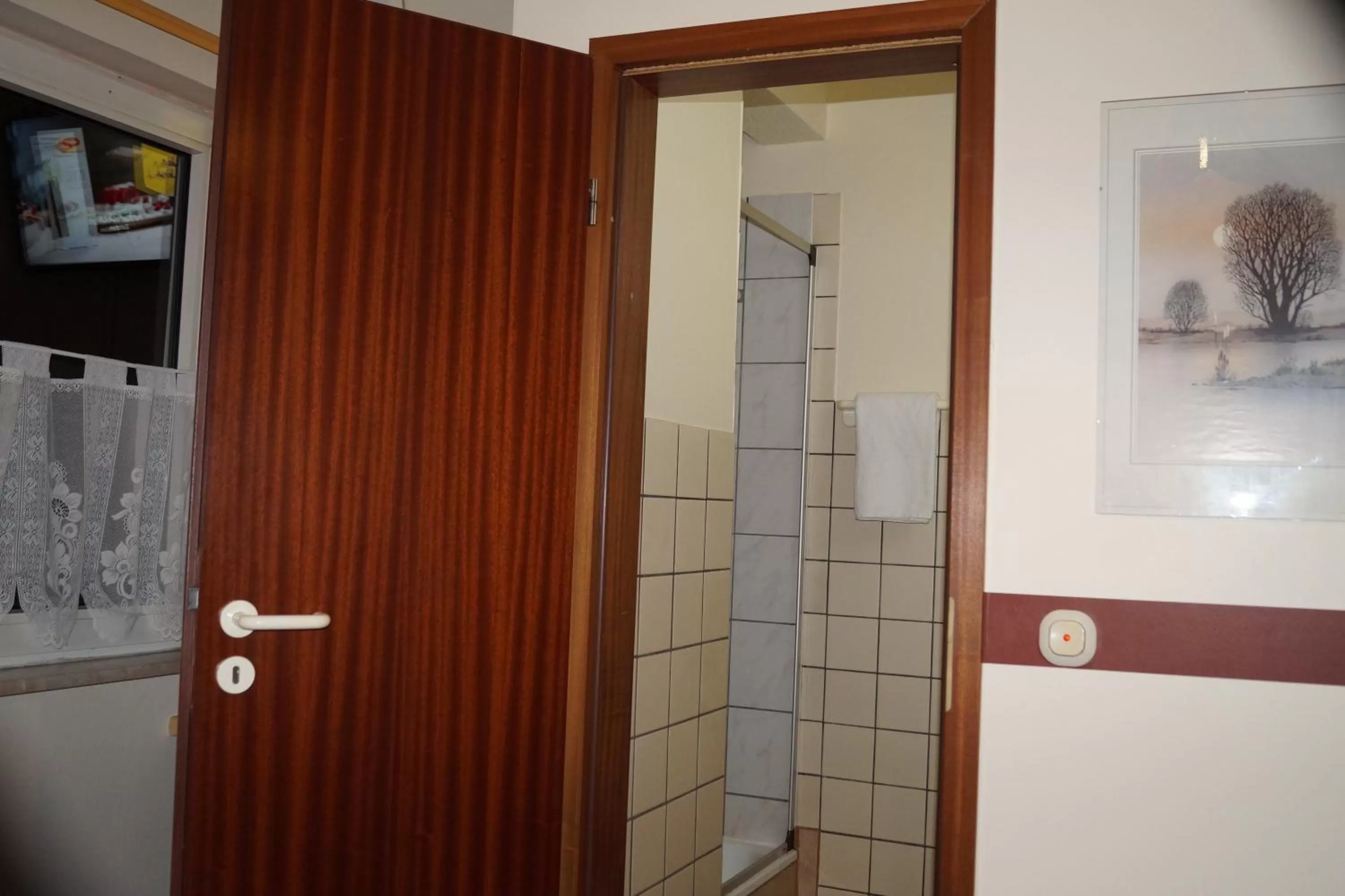 Shower in La Fontana