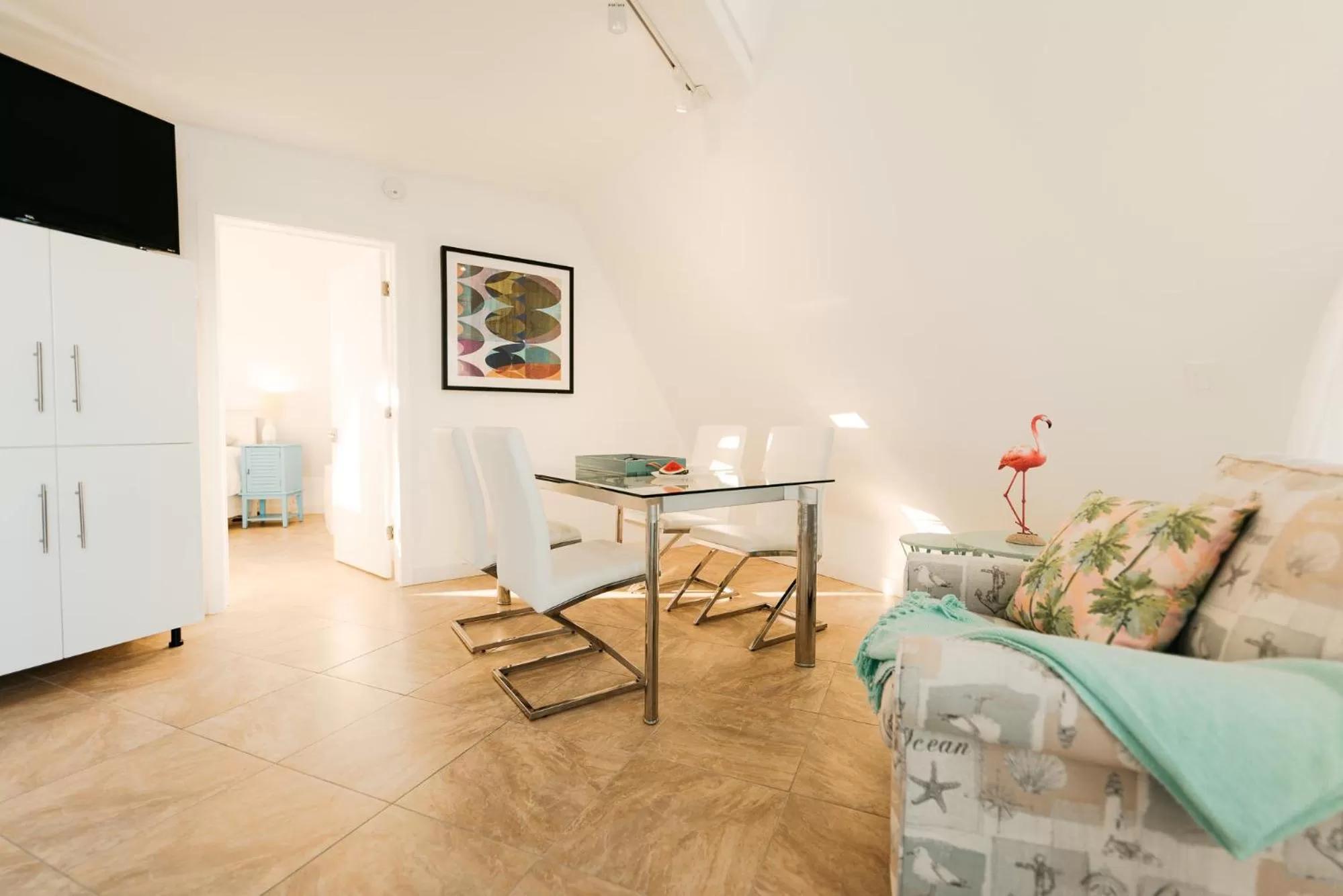 Dining area in Pyramids in Florida