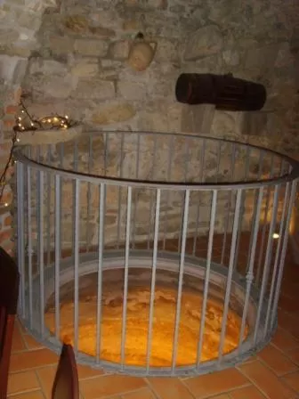 Decorative detail in Palazzo dei Poeti