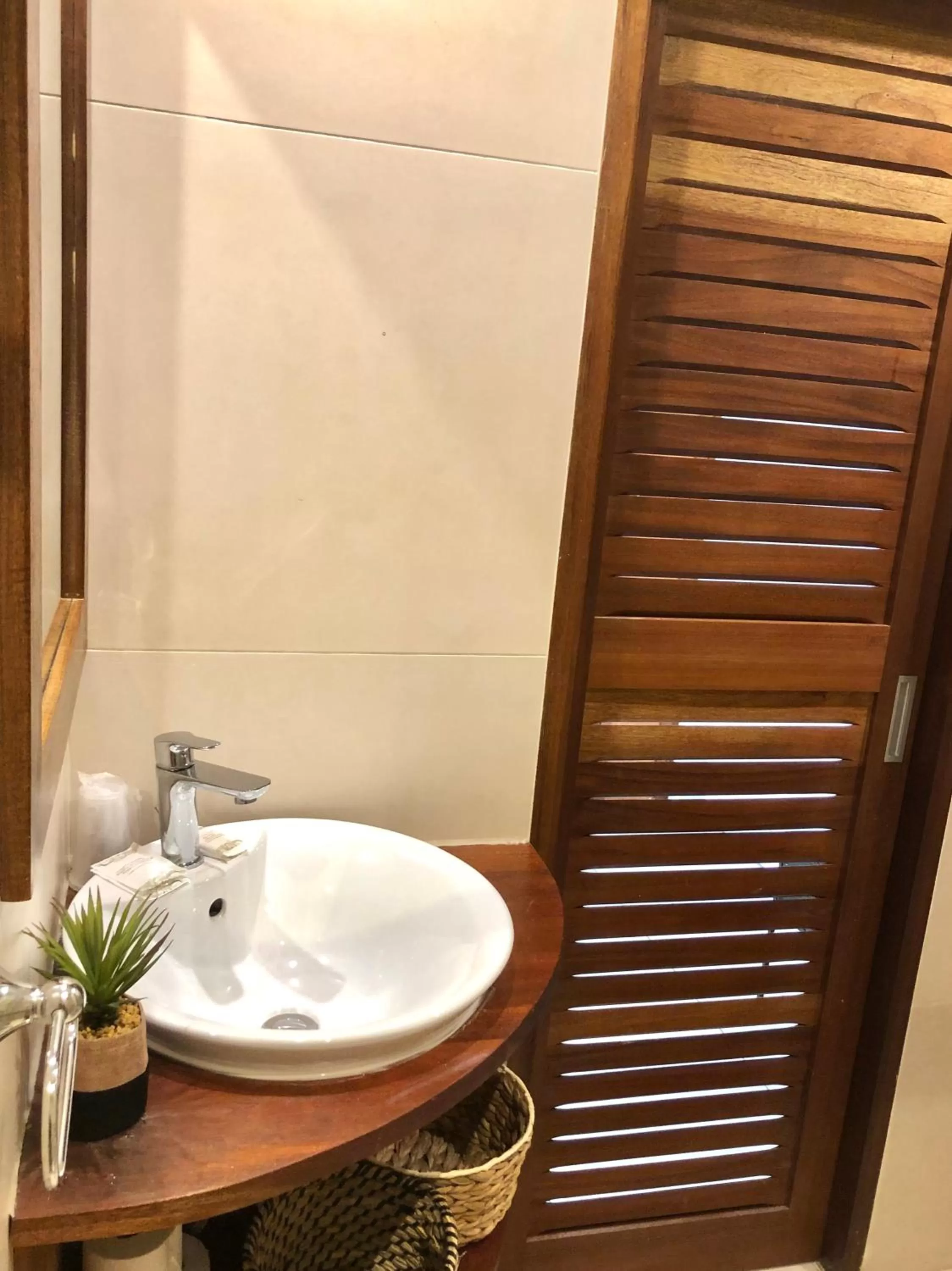 Bathroom in Centr'Hotel