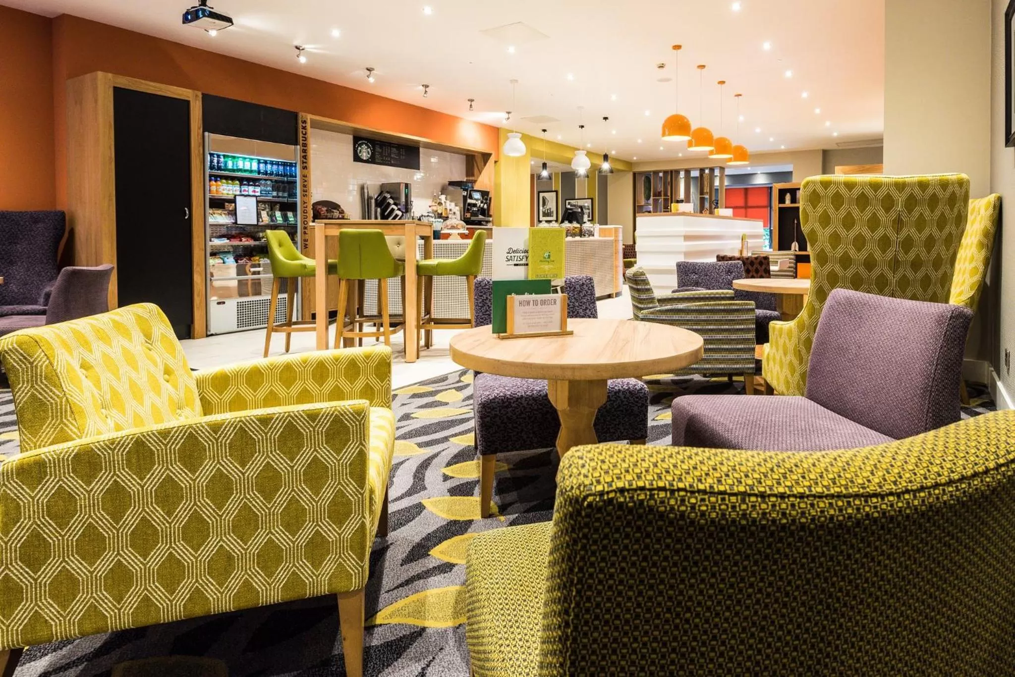 Lounge or bar in Holiday Inn Rotherham-Sheffield M1,Jct.33 by IHG