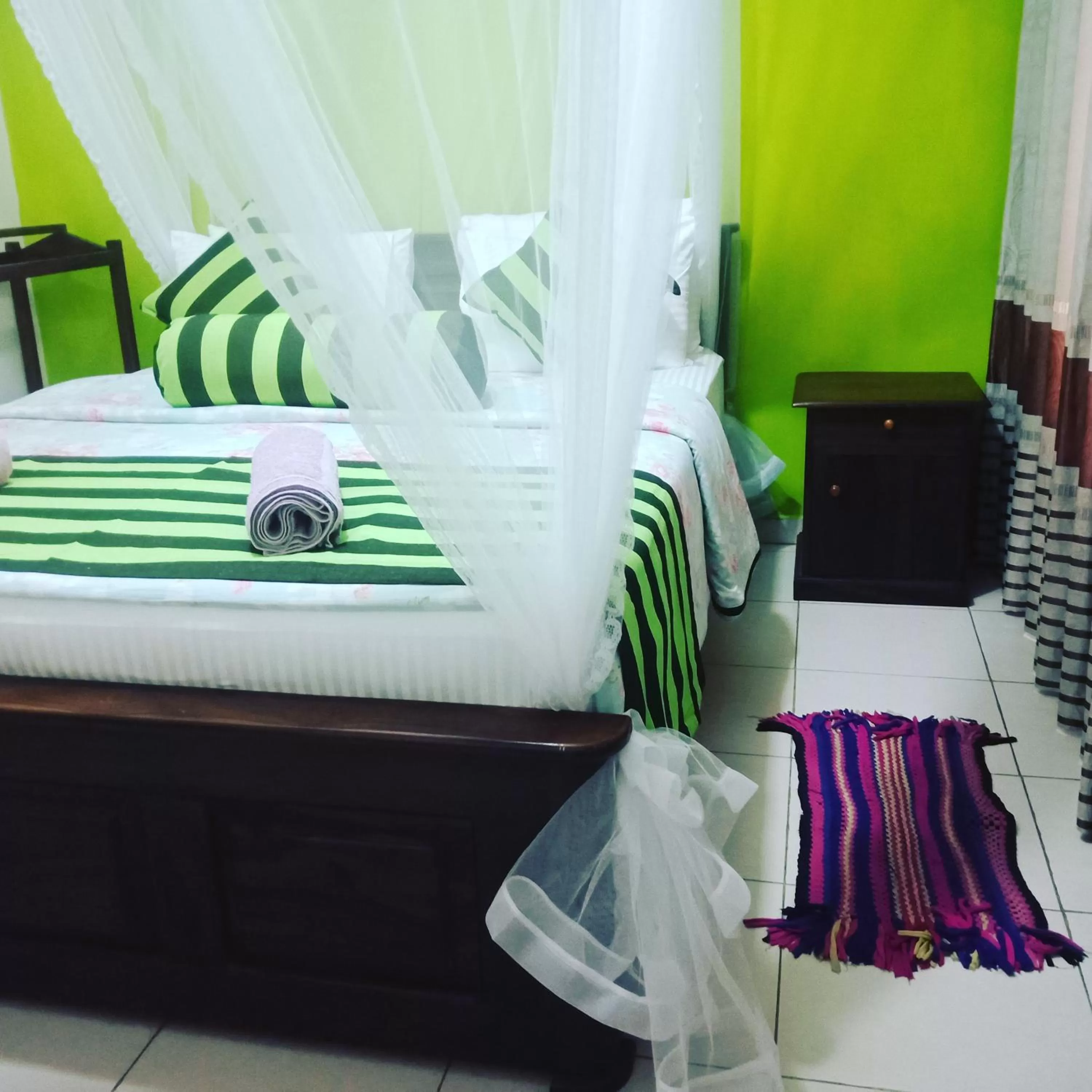 Bed in Madushanka Resort