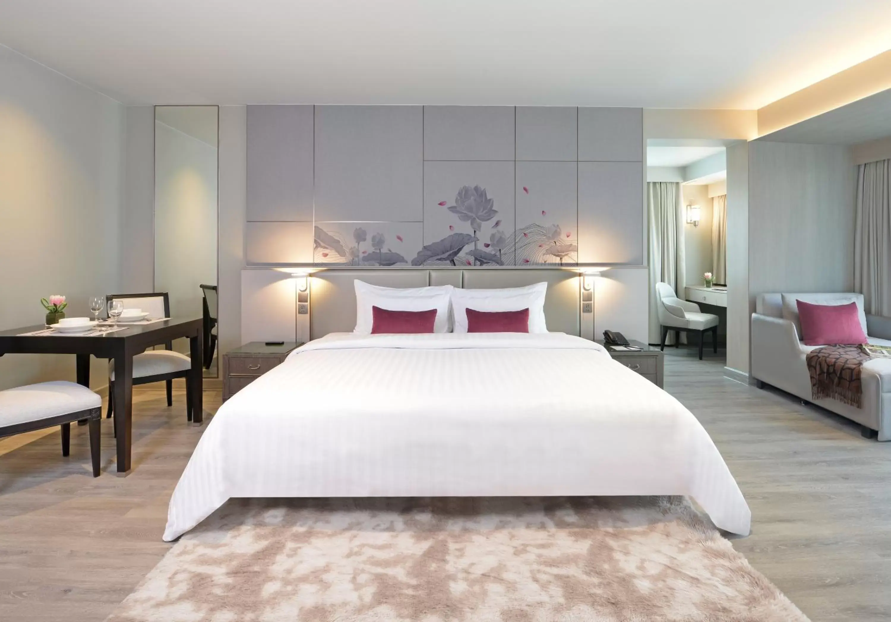 Connecting Family Room (6 People) in Centre Point Sukhumvit 10 Connecting Family Room (6 People) in Centre Point Sukhumvit 10