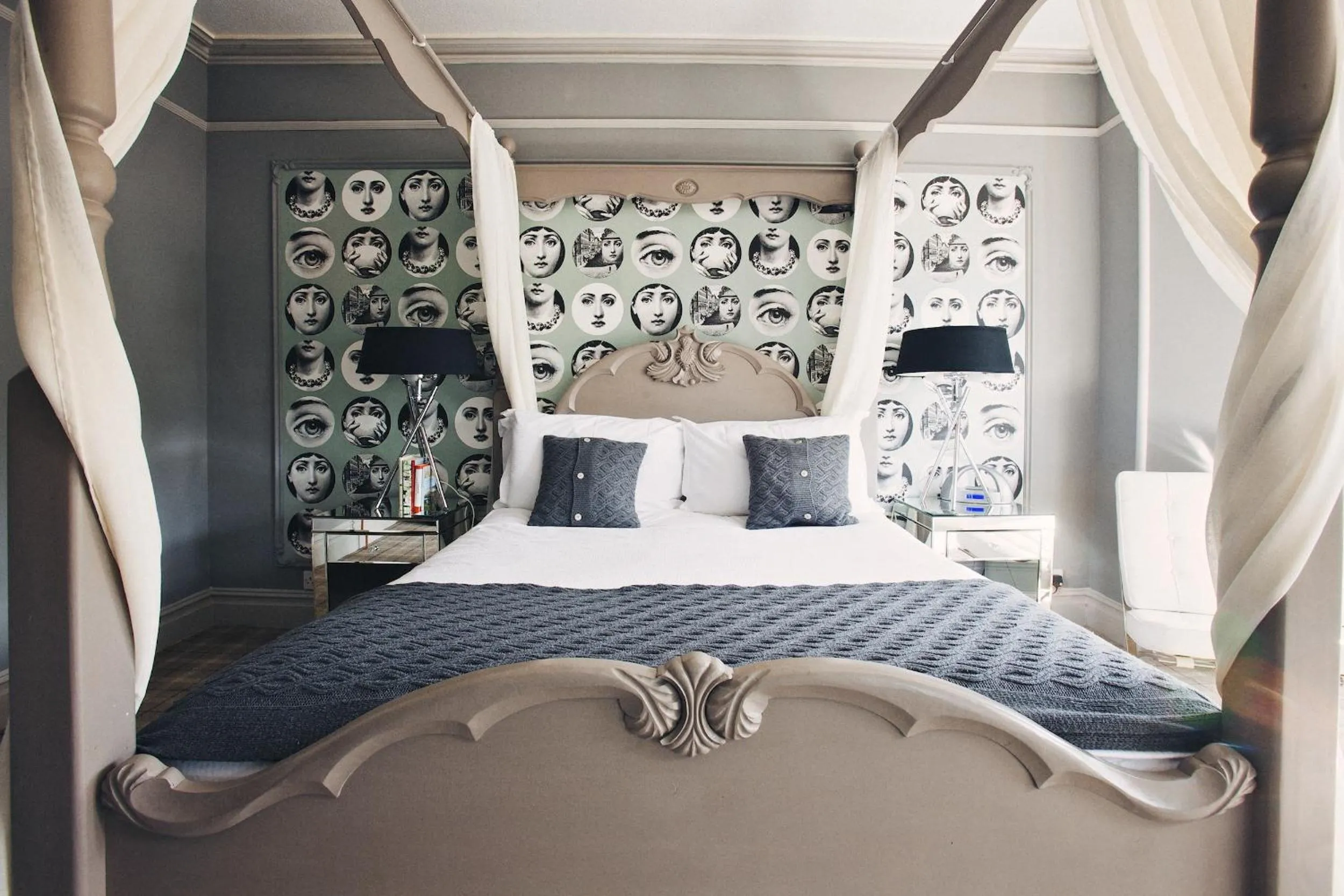 Photo of the whole room, Bed in Rum Doodle, Windermere B&B