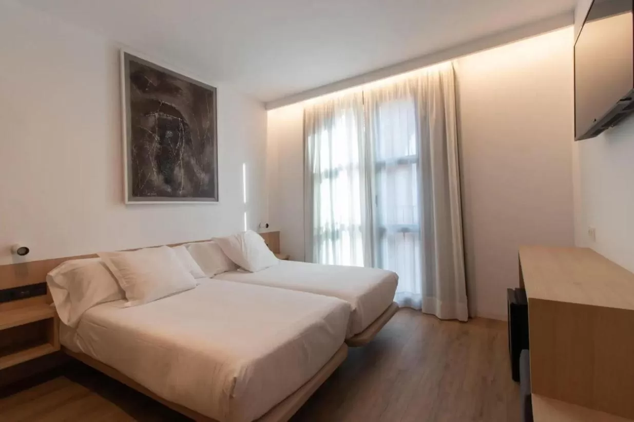 Bed in Hotel Cortabitarte