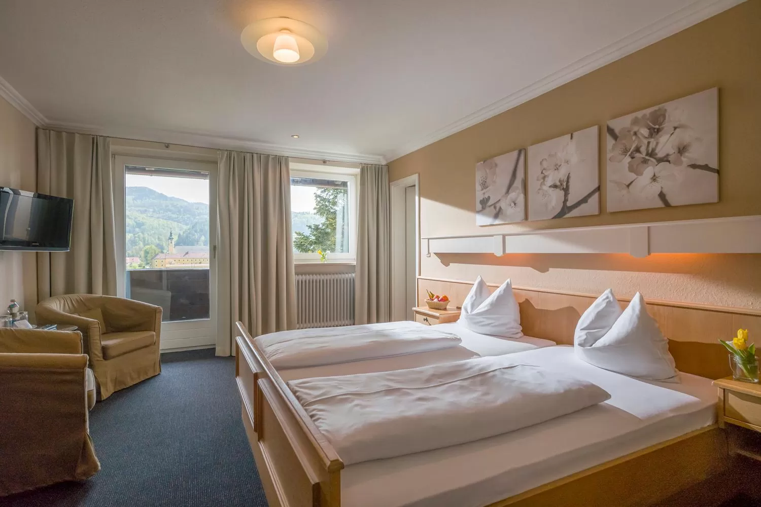Day, Bed in Alpenhof Landhotel Restaurant