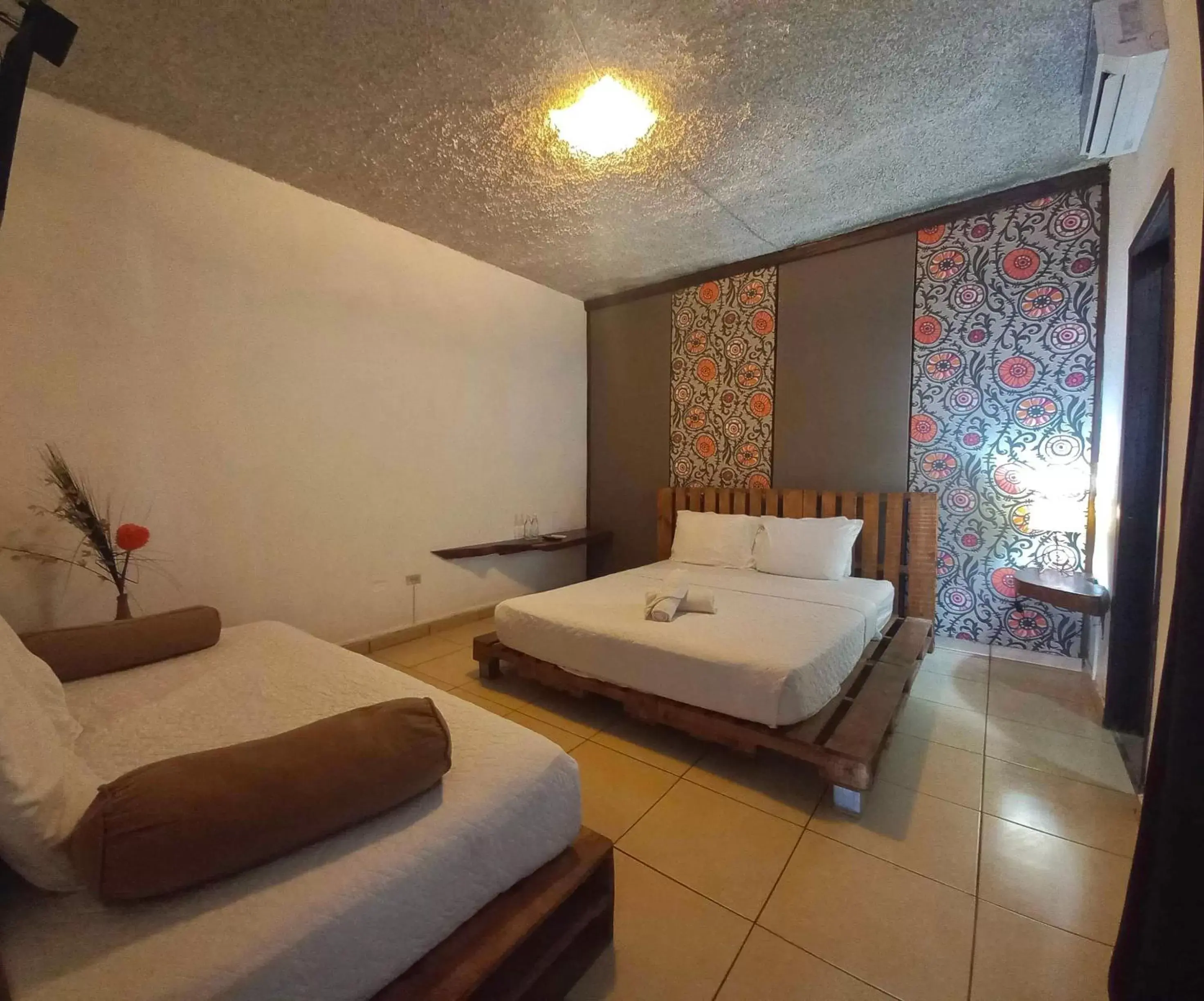 Triple Room with Private Bathroom in La Zona Hostel Triple Room with Private Bathroom in La Zona Hostel