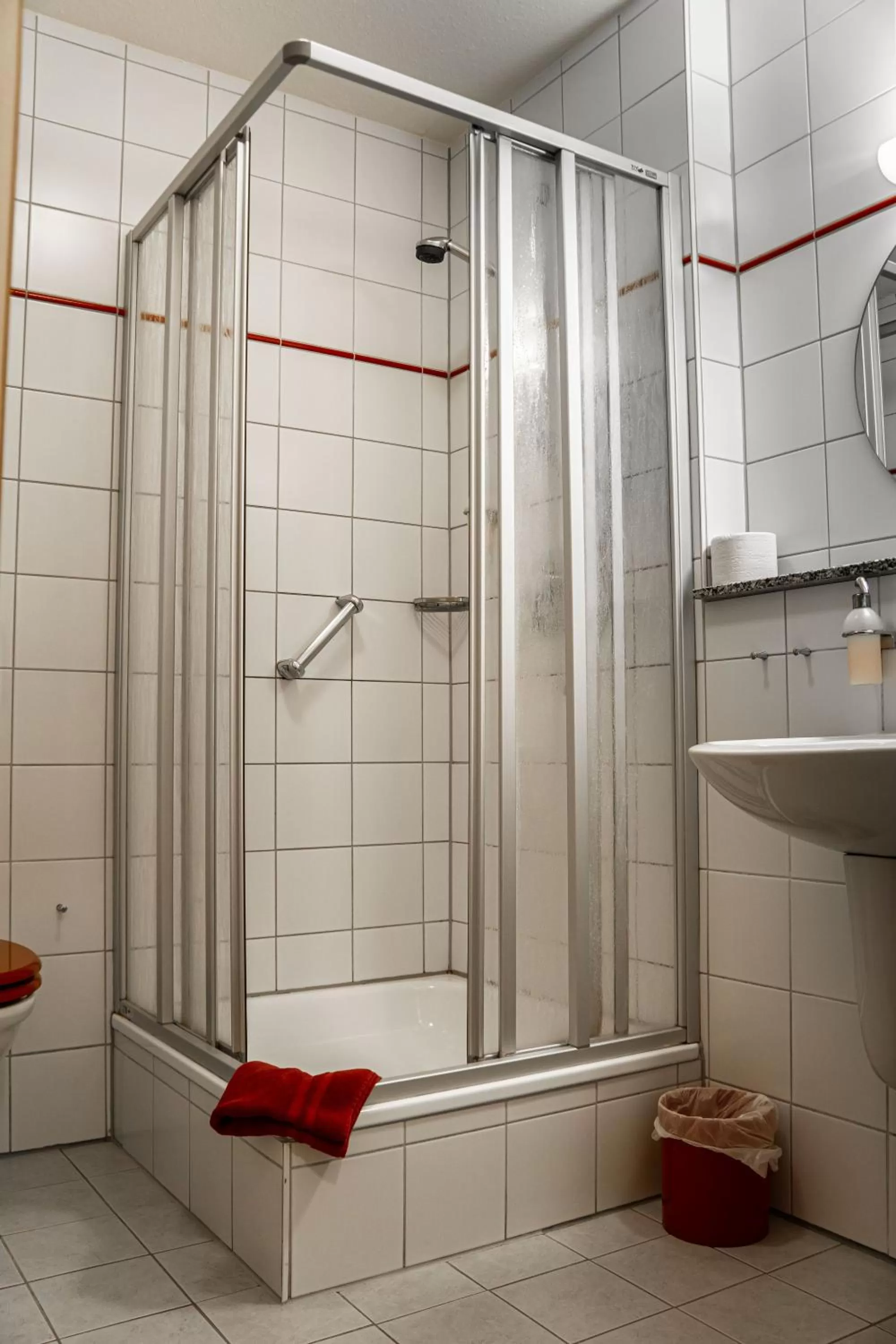 Bathroom in Landgasthof & Brauerei Löwen Sasbach