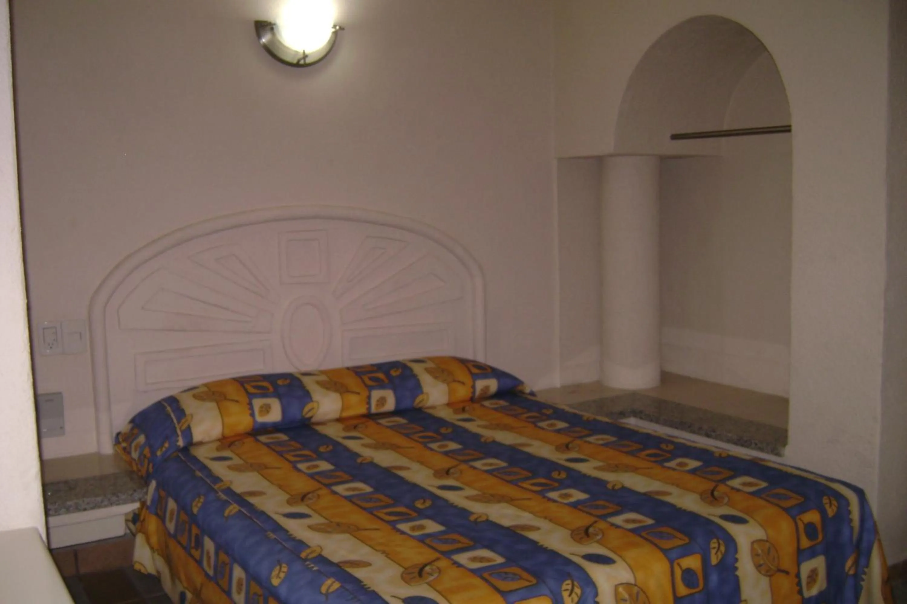 Bed in Hotel Itto Acapulco