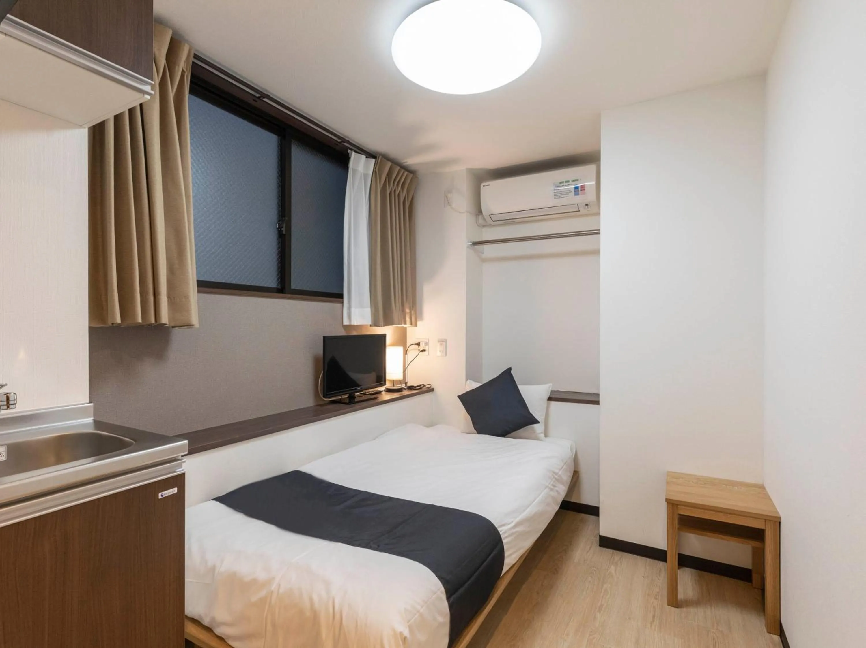 Bed in The Hotel Saint-Felicien Kyoto Shijo Karasuma