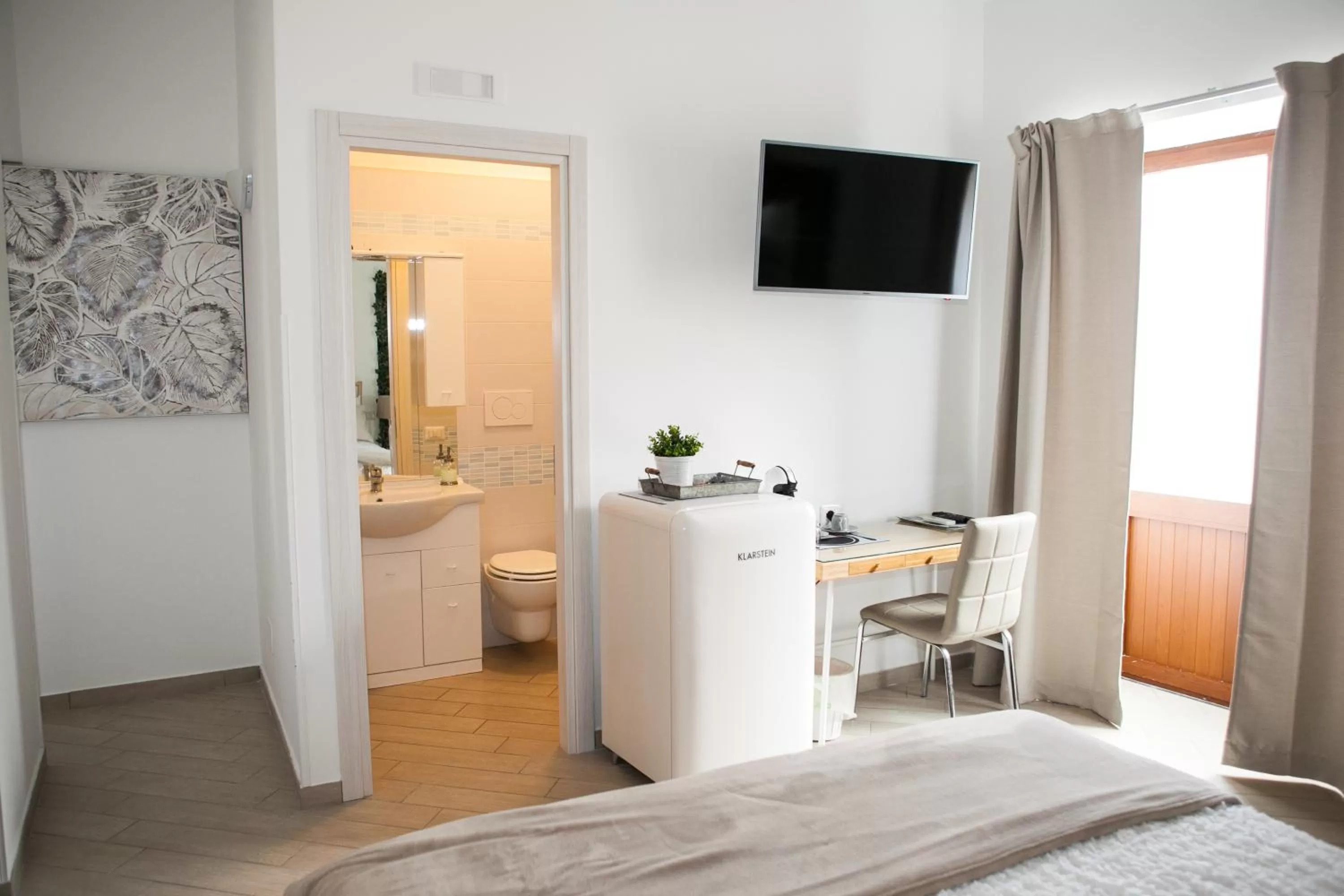 Bedroom, TV/Entertainment Center in Vicolo 8