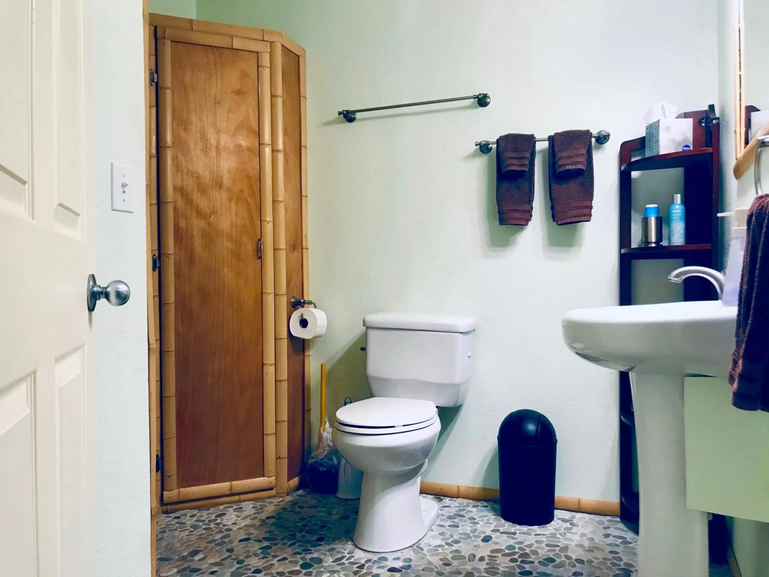 Bathroom in Ala Kai Bed and Breakfast