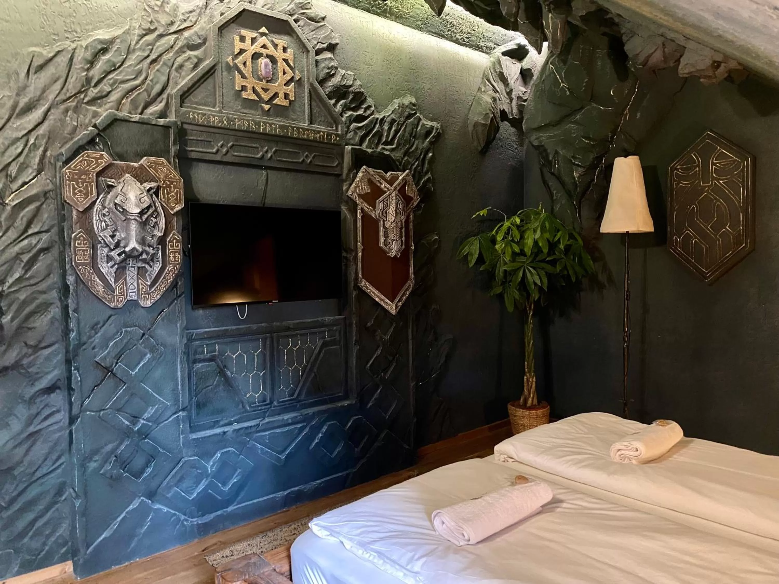 Bed in Excalibur miniHotel