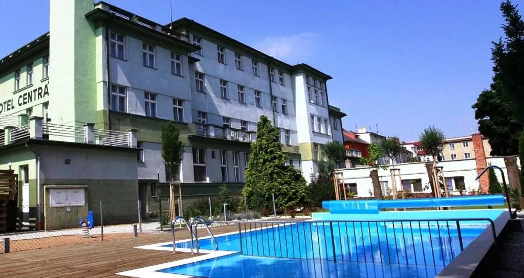 Swimming pool in Wellness Hotel Central