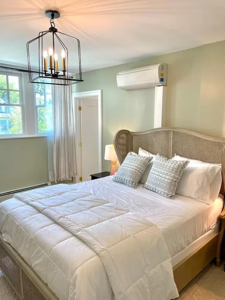 Bed in Buttonwood Boutique Hotel