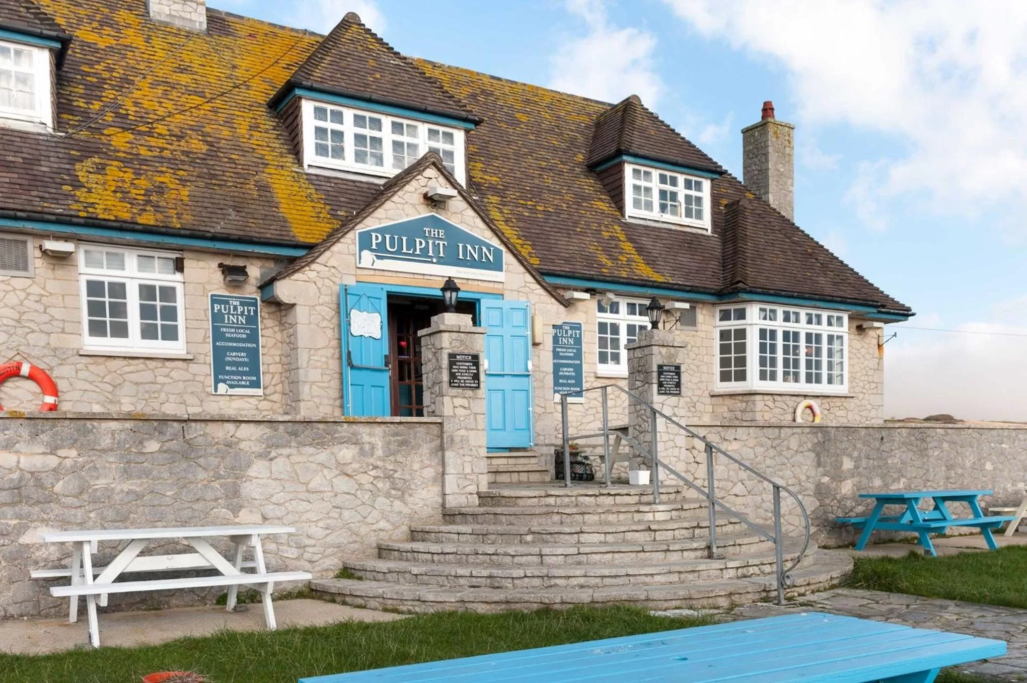 Property Building in The Pulpit Inn