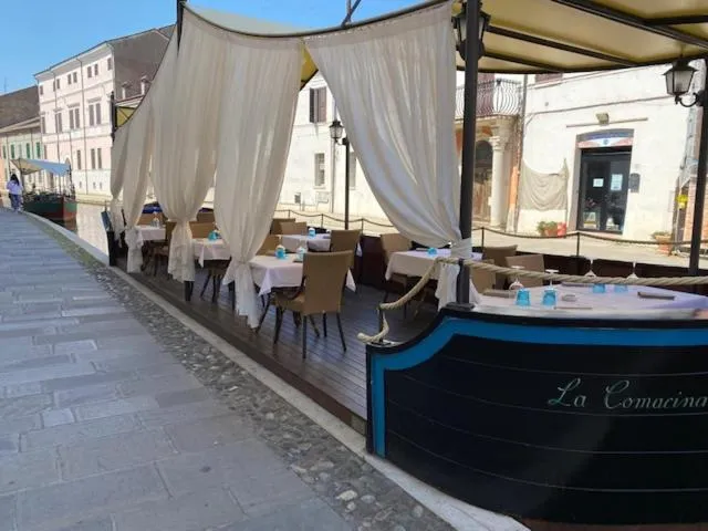 Restaurant/places to eat in Locanda La Comacina