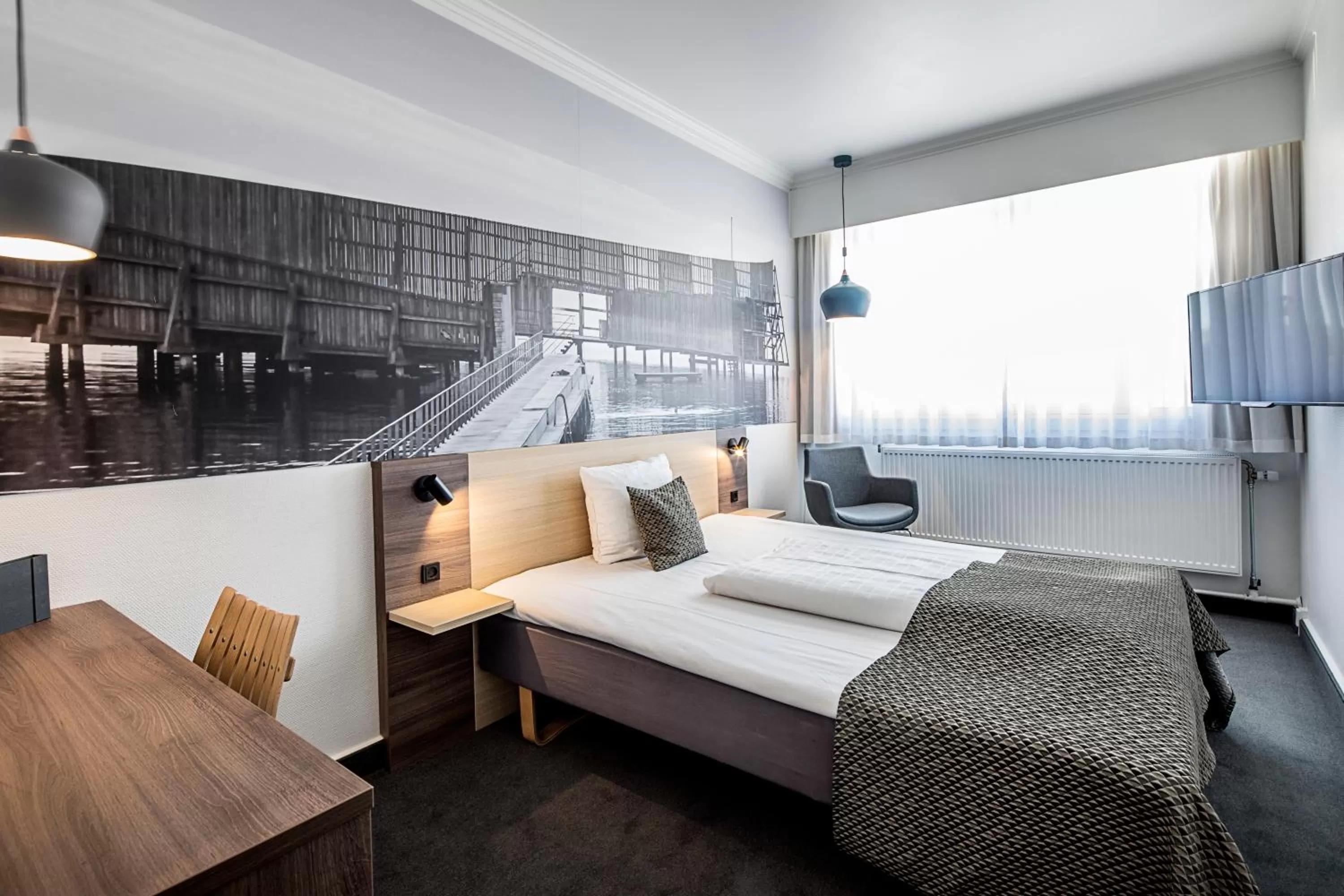 Photo of the whole room, Bed in Best Western Plus Airport Hotel