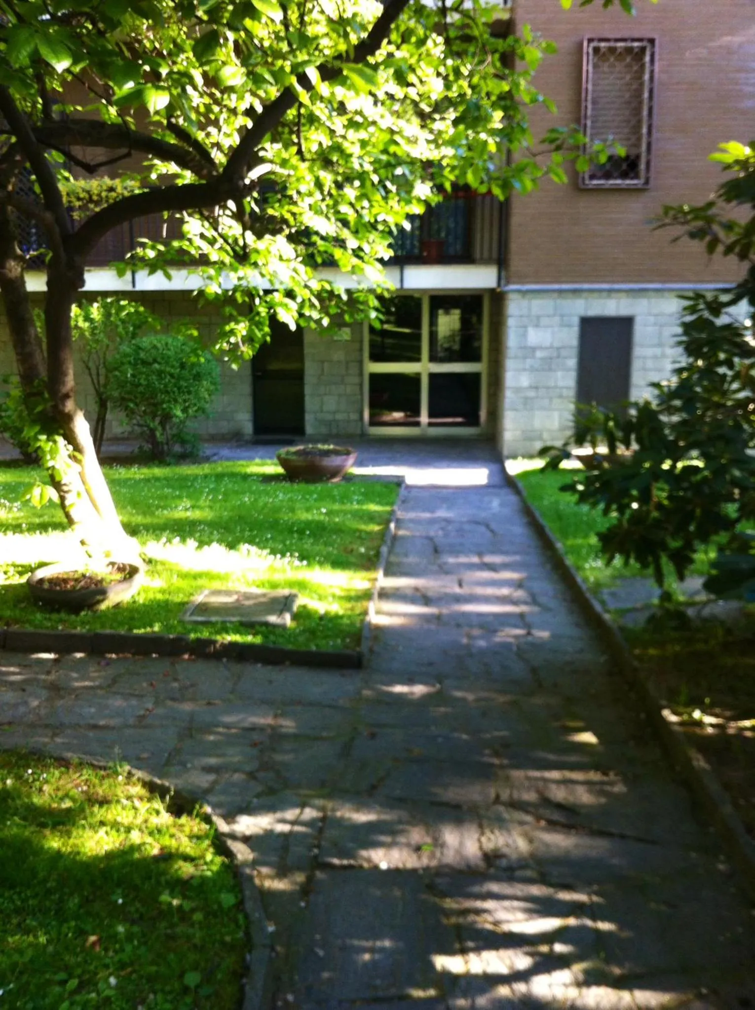 Facade/entrance in MI. Style