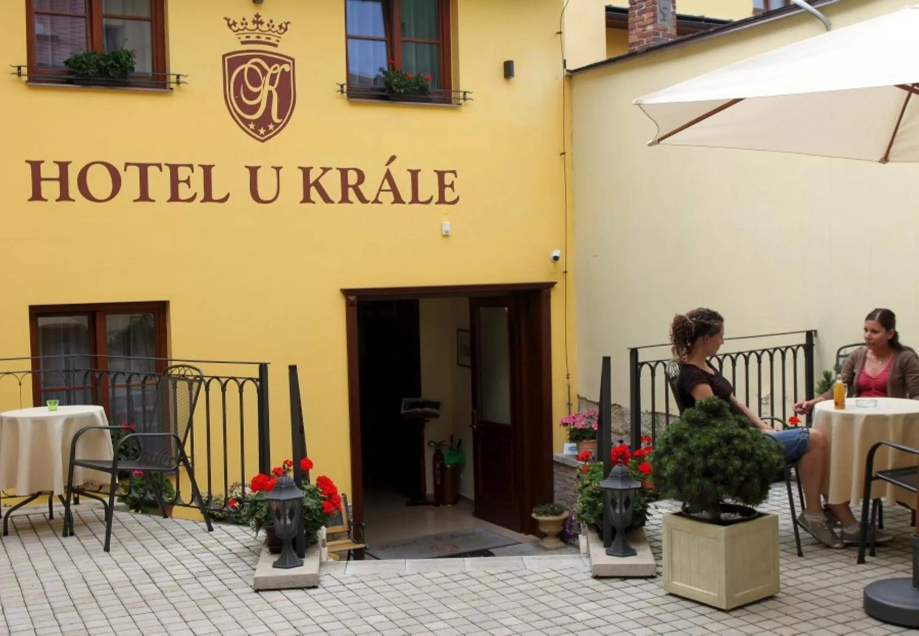 Facade/entrance in Hotel U Krále