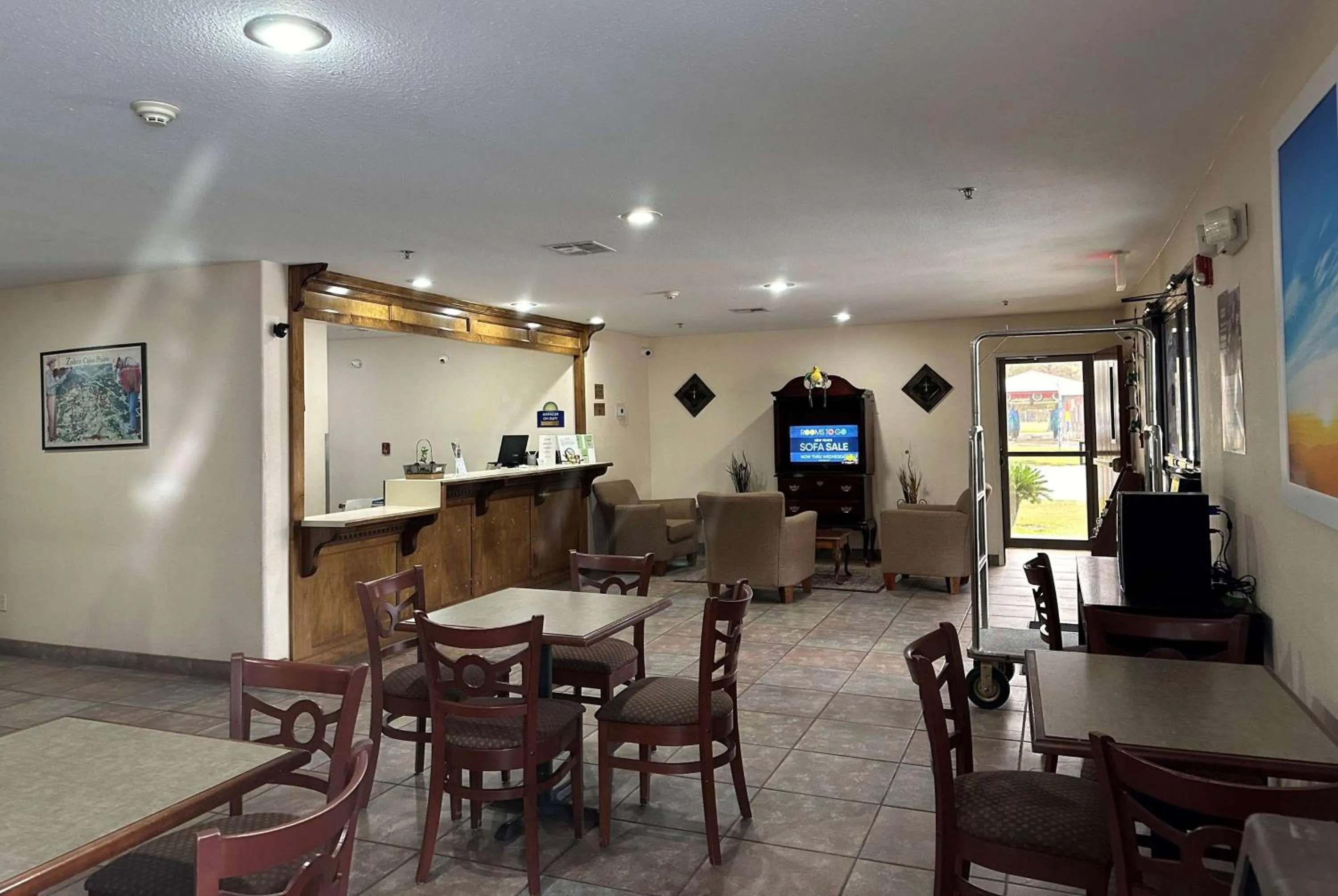 Lobby or reception in Days Inn & Suites by Wyndham Eunice