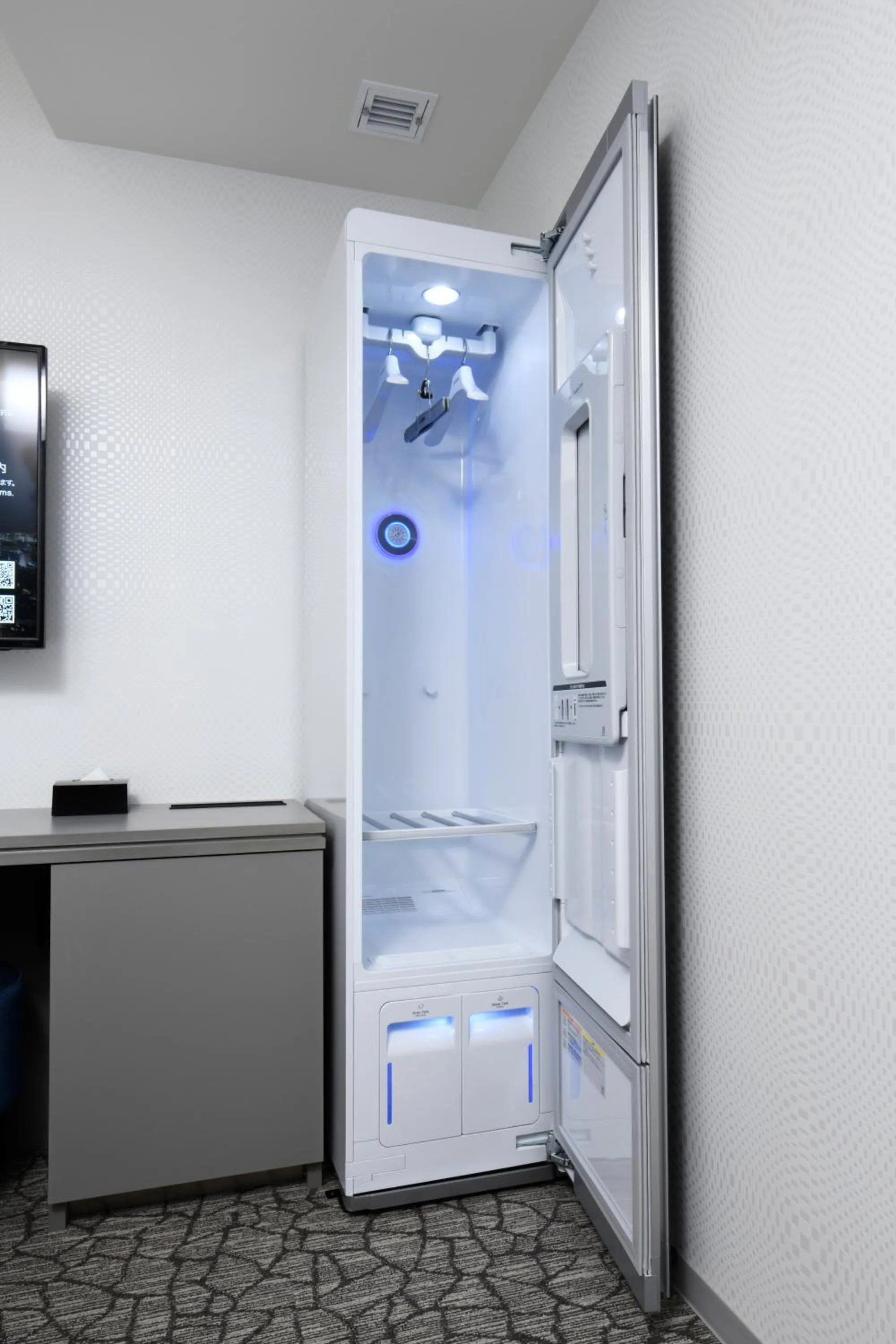 Photo of the whole room in Henn na Hotel Tokyo Hamamatsucho