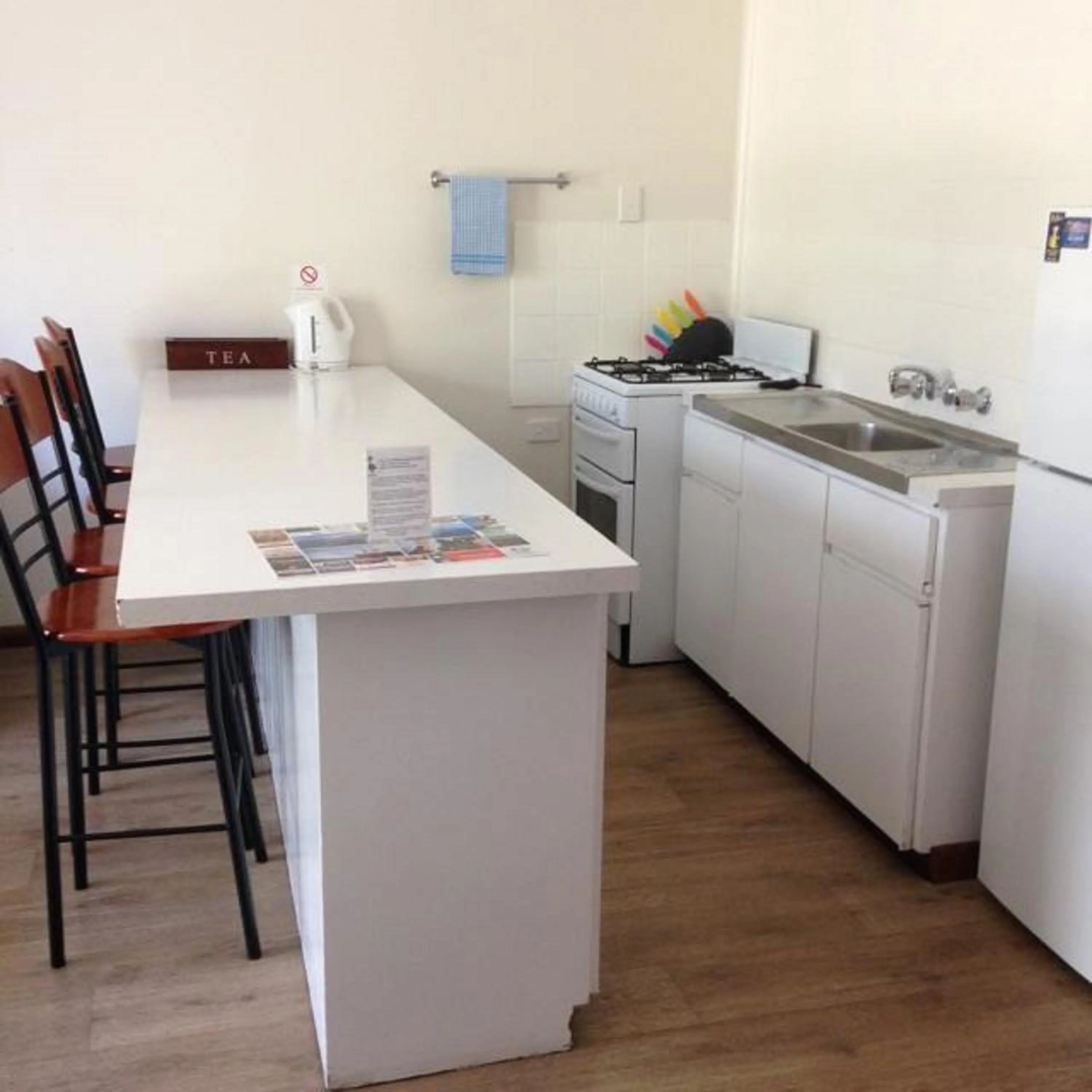 Kitchen or kitchenette in Emu Beach Chalets