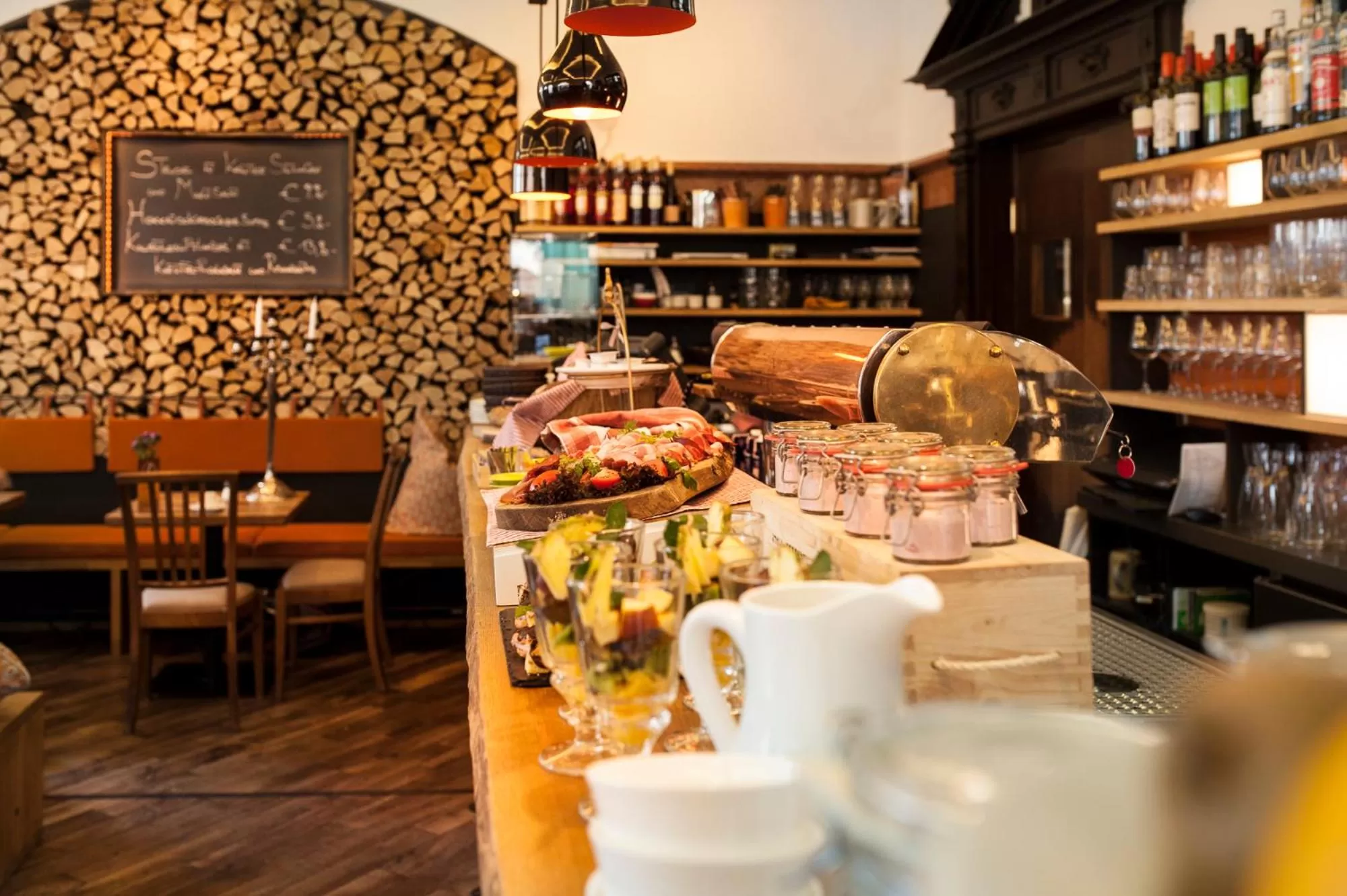 Restaurant/places to eat in Hotel Am Markt