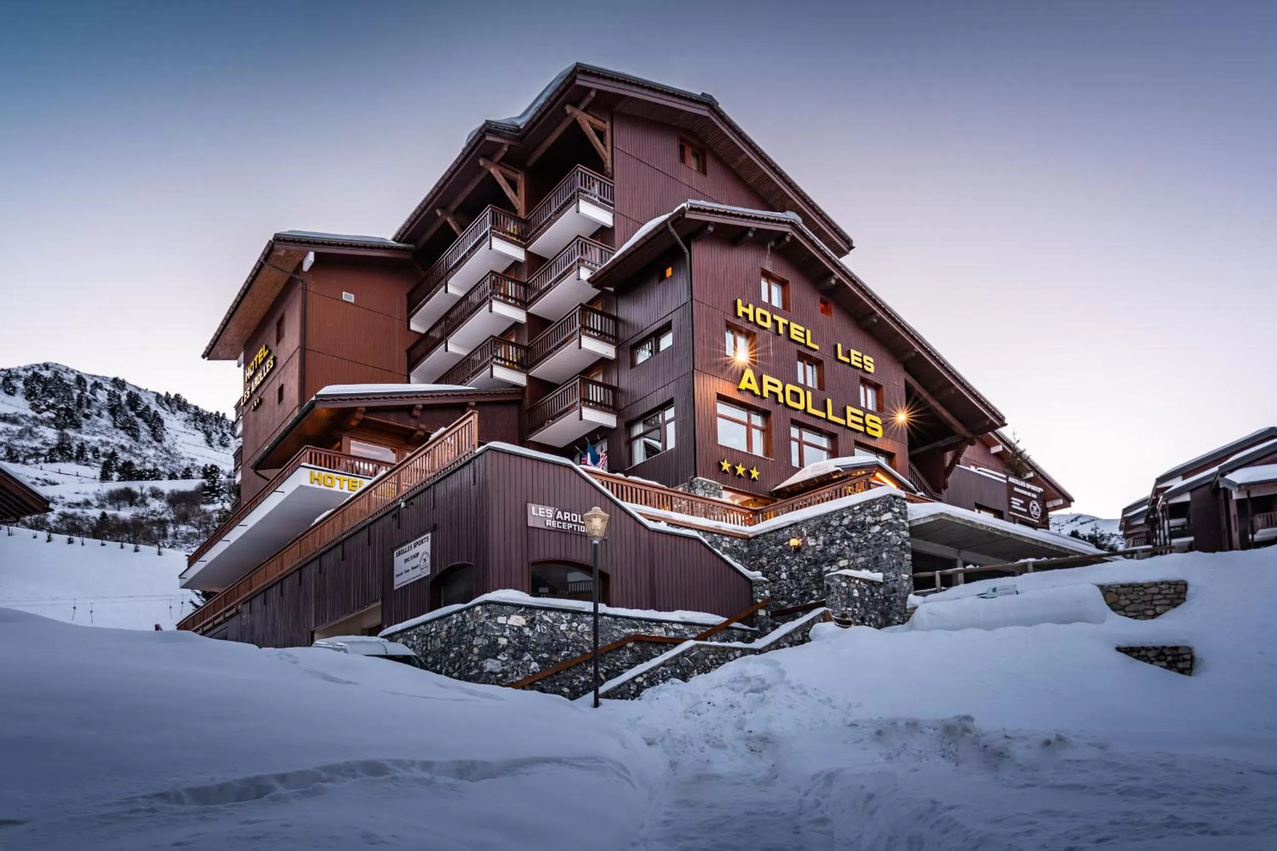 Facade/entrance in Hotel Les Arolles