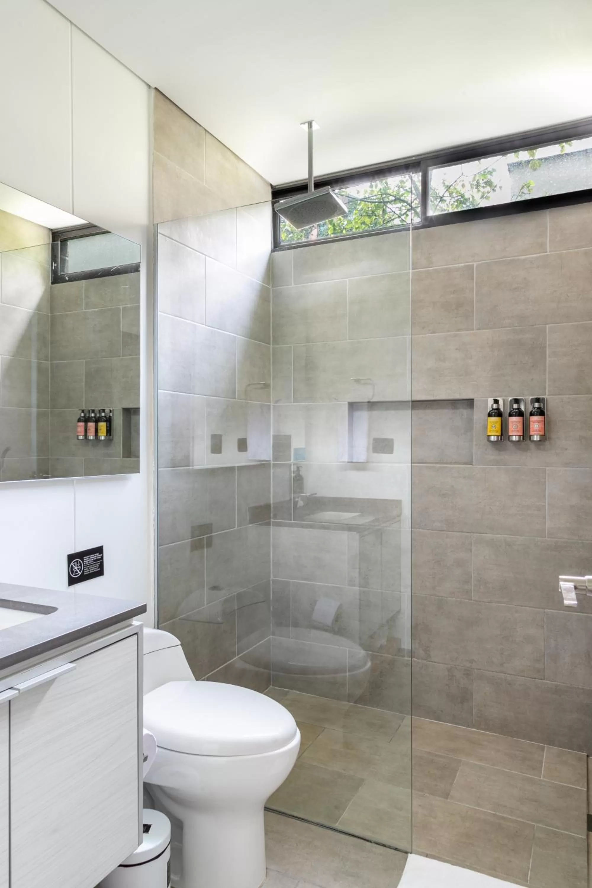 Bathroom in Loma Verde Aparthotel